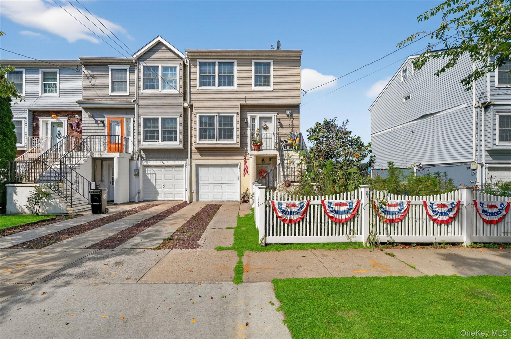 Single Family Minnieford  Bronx, NY 10464, MLS-913500-3