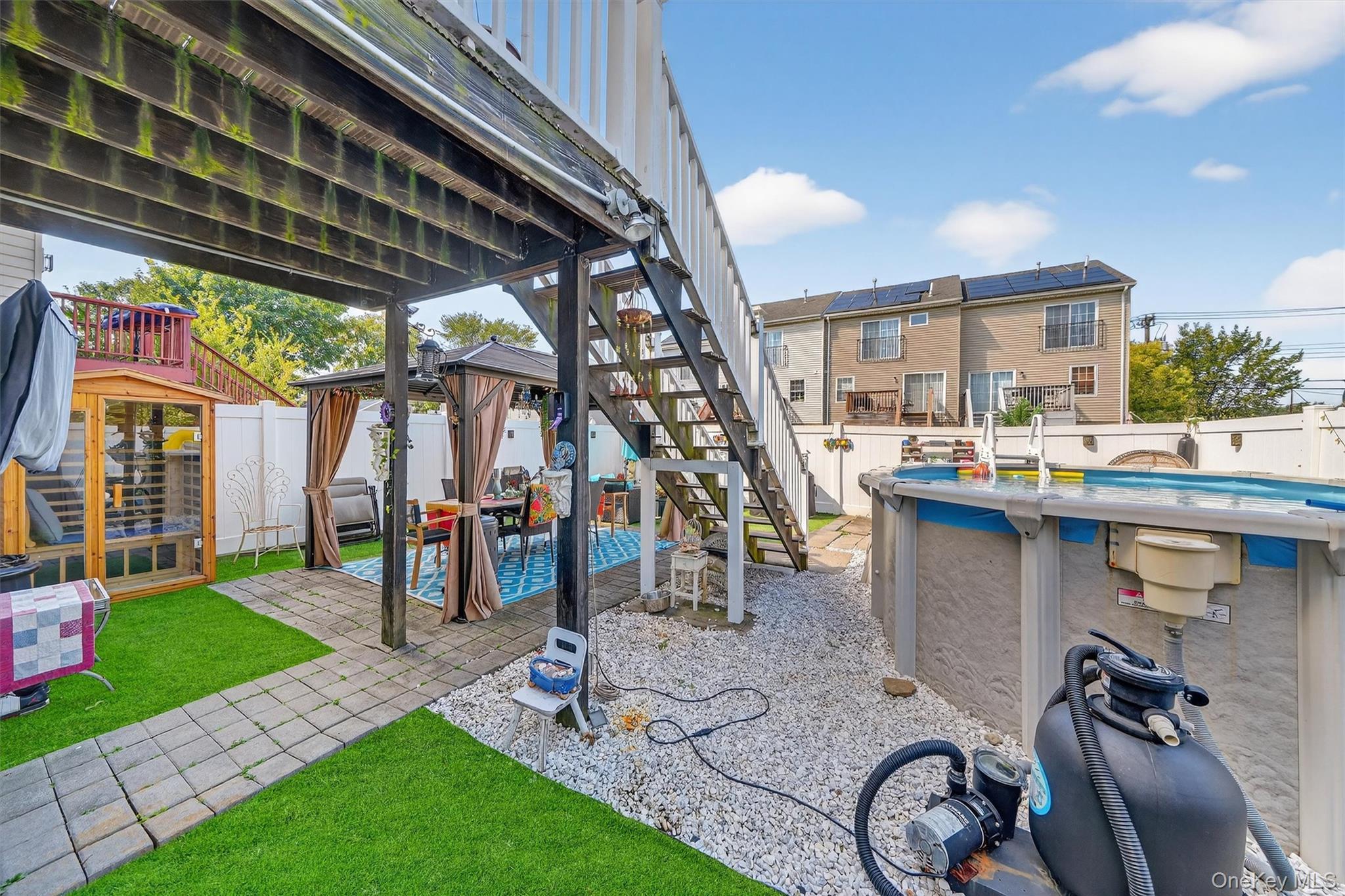 Single Family Minnieford  Bronx, NY 10464, MLS-913500-40