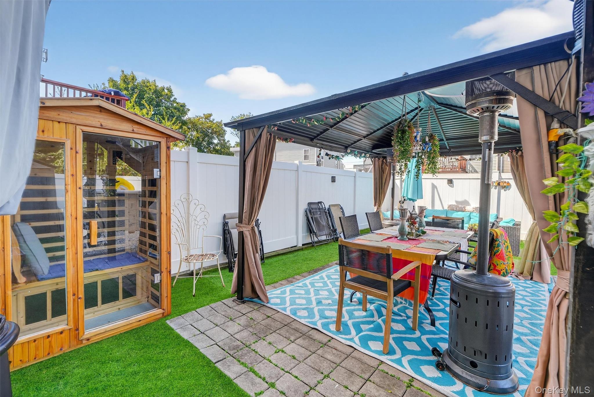 Single Family Minnieford  Bronx, NY 10464, MLS-913500-41