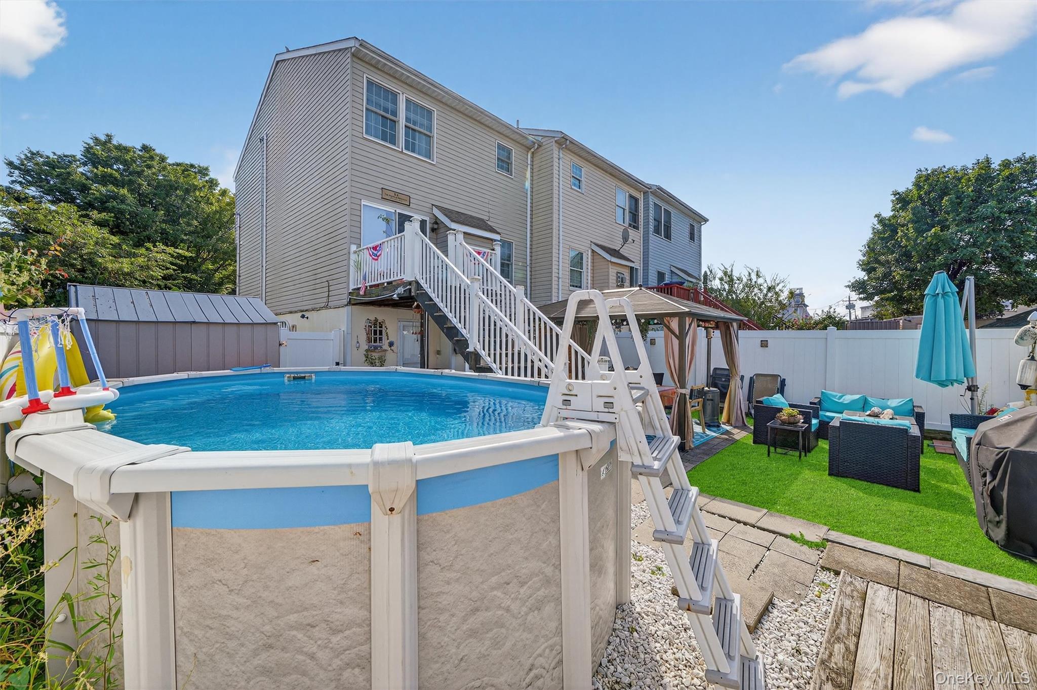 Single Family Minnieford  Bronx, NY 10464, MLS-913500-46