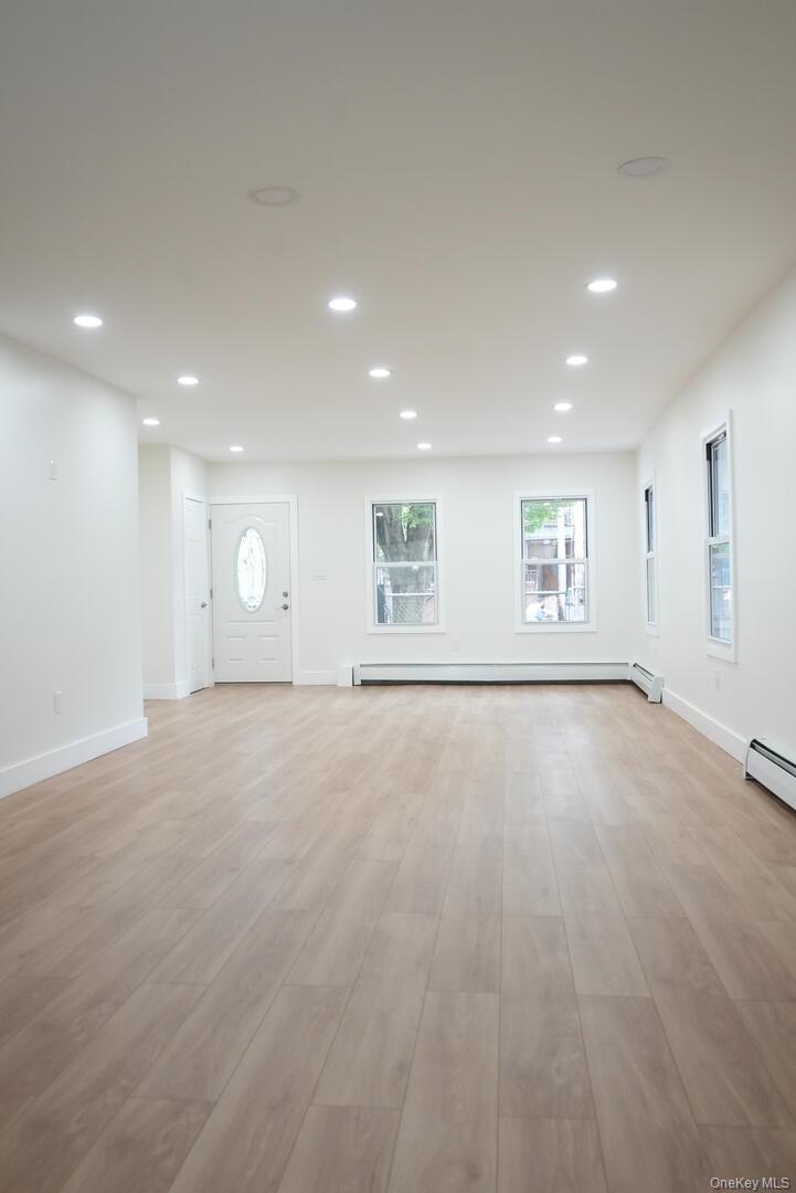 Single Family Linden Blvd Queens, NY 11434, MLS-913548-10