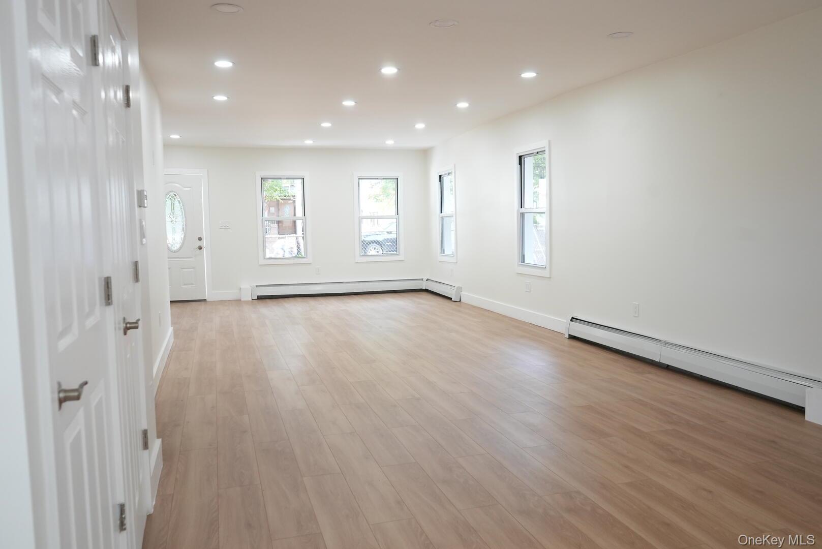 Single Family Linden Blvd Queens, NY 11434, MLS-913548-12