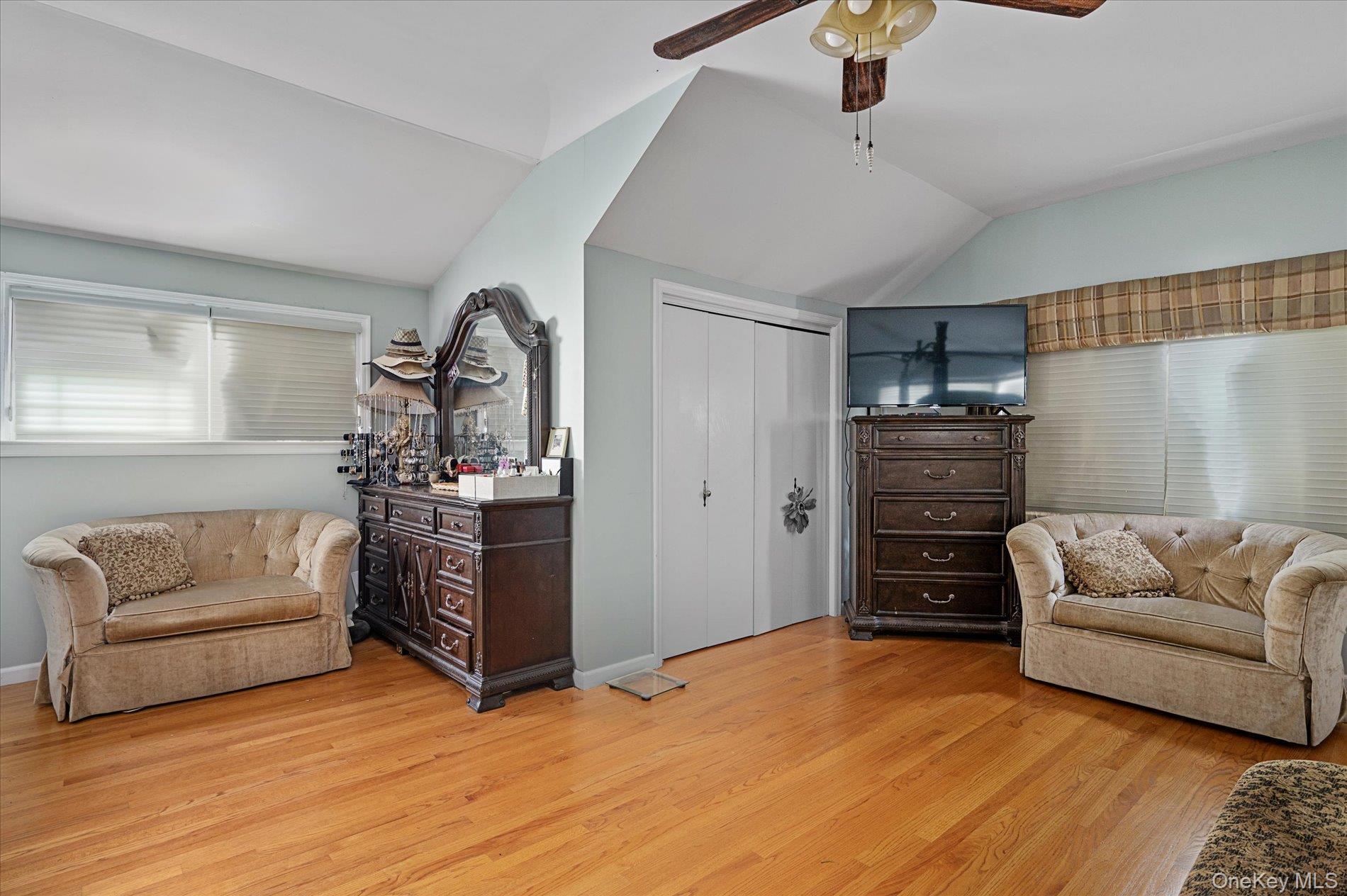 Single Family Boxwood Nassau County, NY 11557, MLS-913560-21