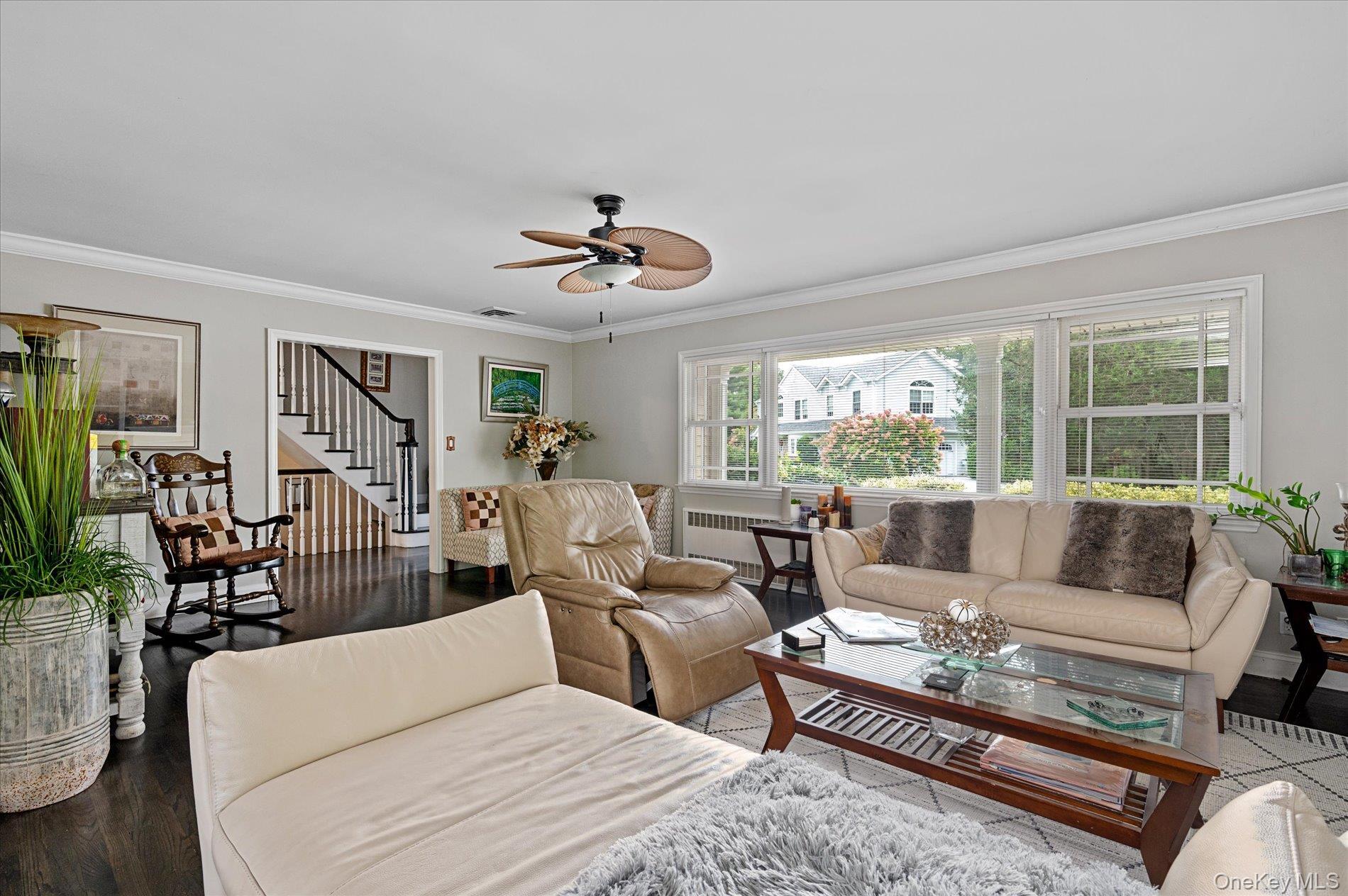 Single Family Boxwood Nassau County, NY 11557, MLS-913560-9