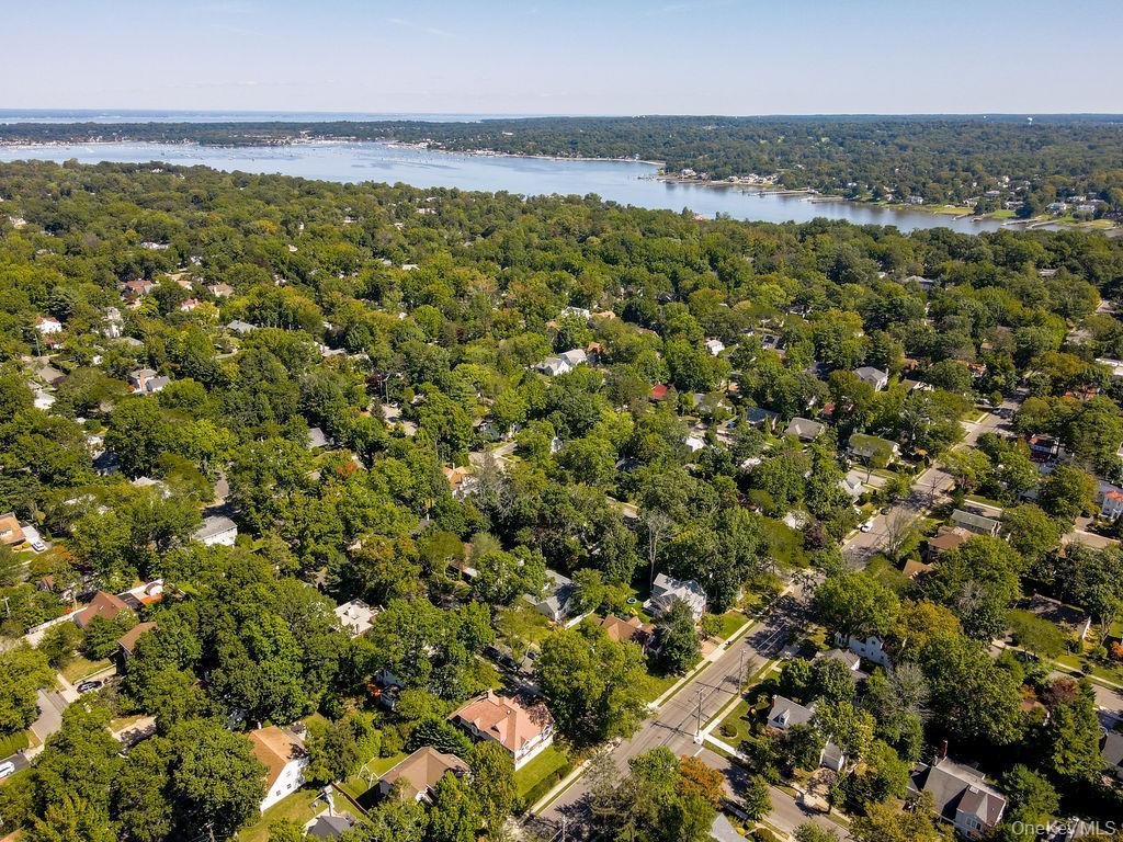 Single Family Plymouth Nassau County, NY 11023, MLS-913583-10