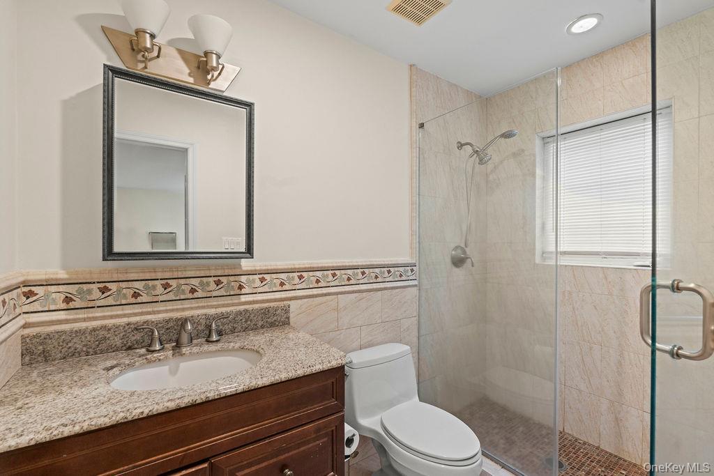 Single Family Plymouth Nassau County, NY 11023, MLS-913583-27