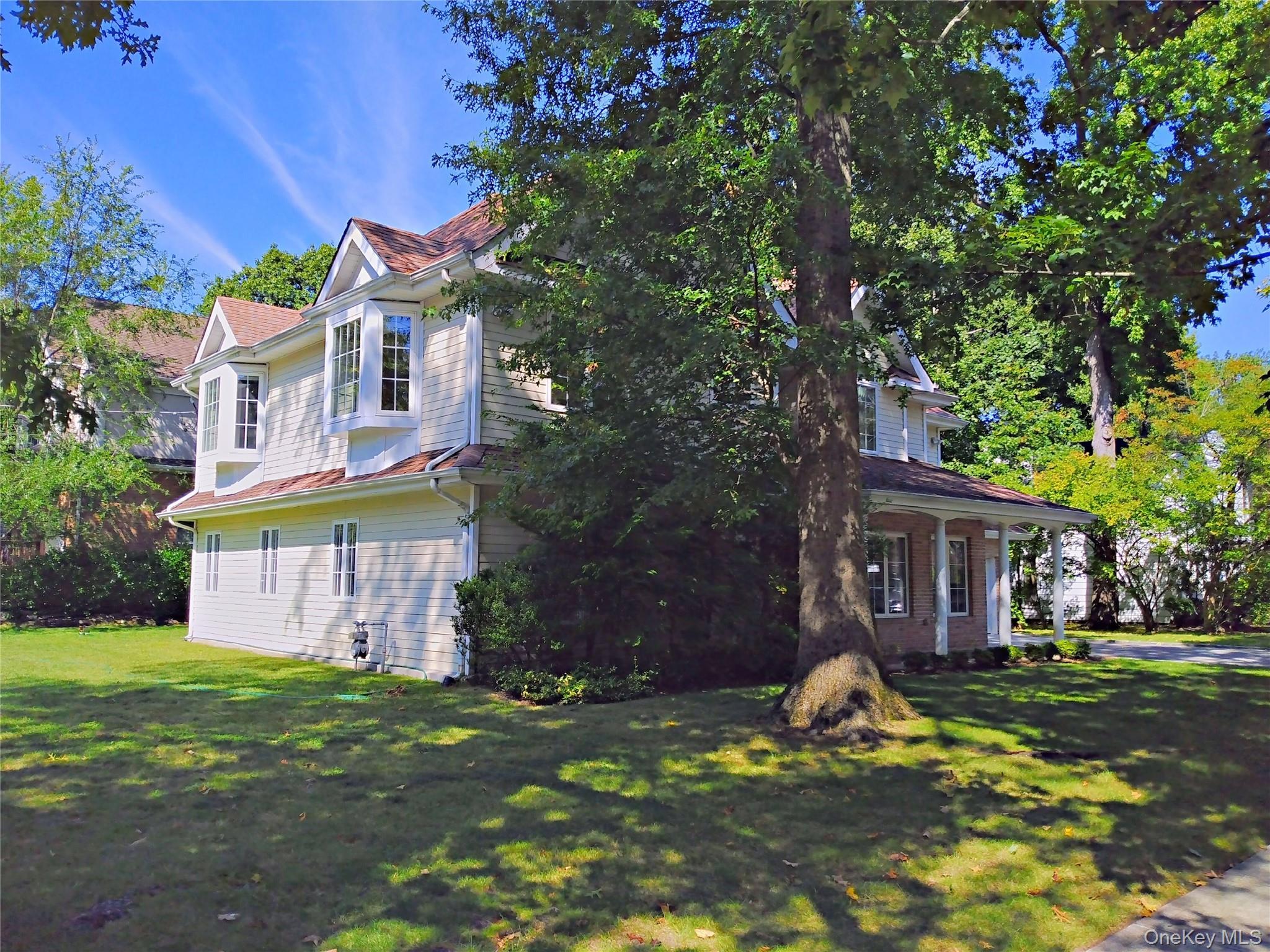 Single Family Plymouth Nassau County, NY 11023, MLS-913583-4