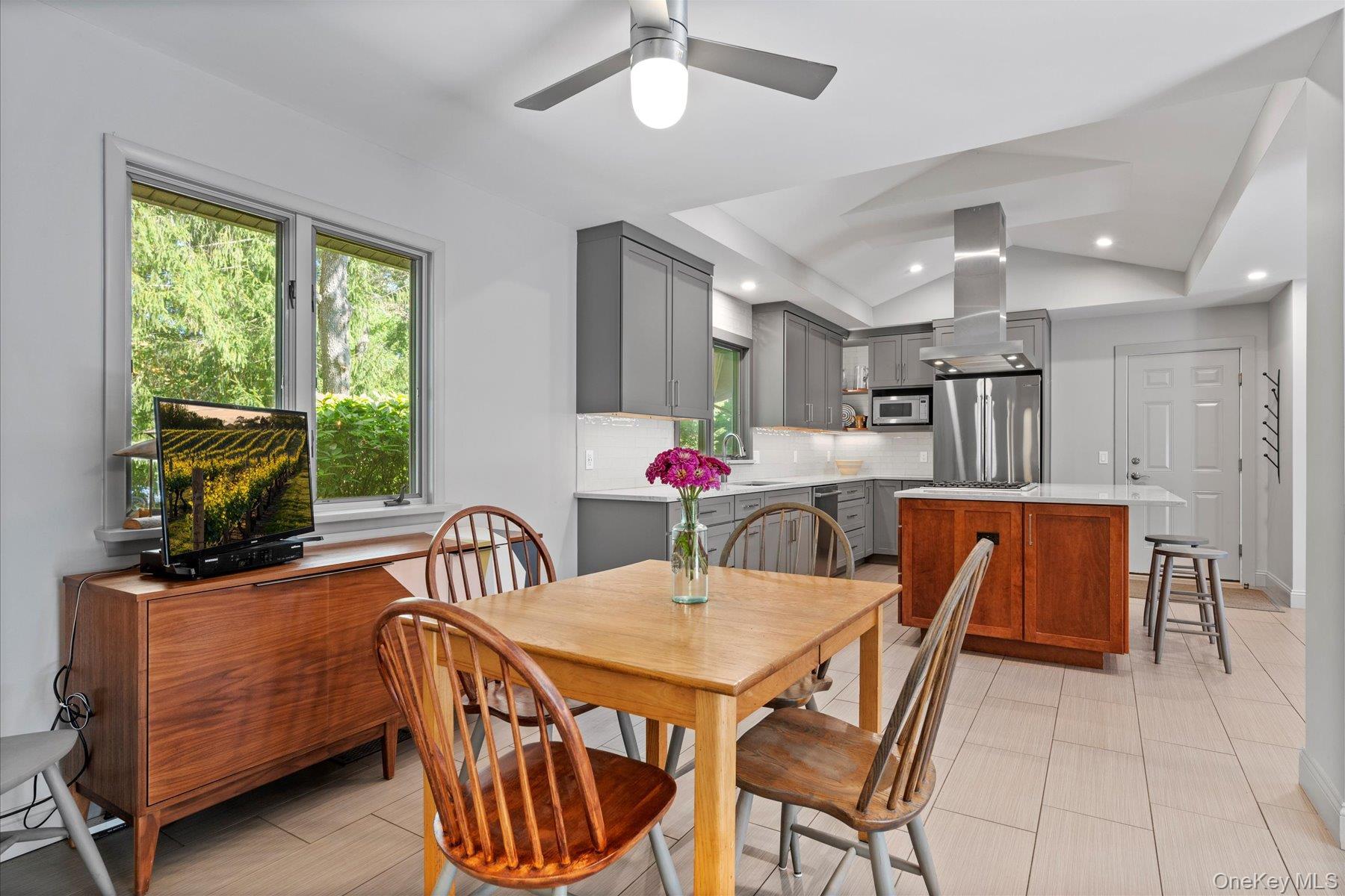 Single Family Laurelwood  Suffolk County, NY 11948, MLS-913584-17