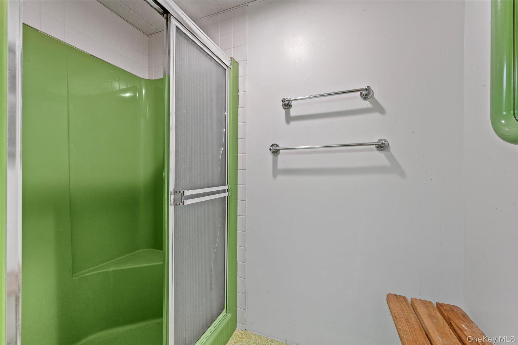 Single Family Laurelwood  Suffolk County, NY 11948, MLS-913584-32