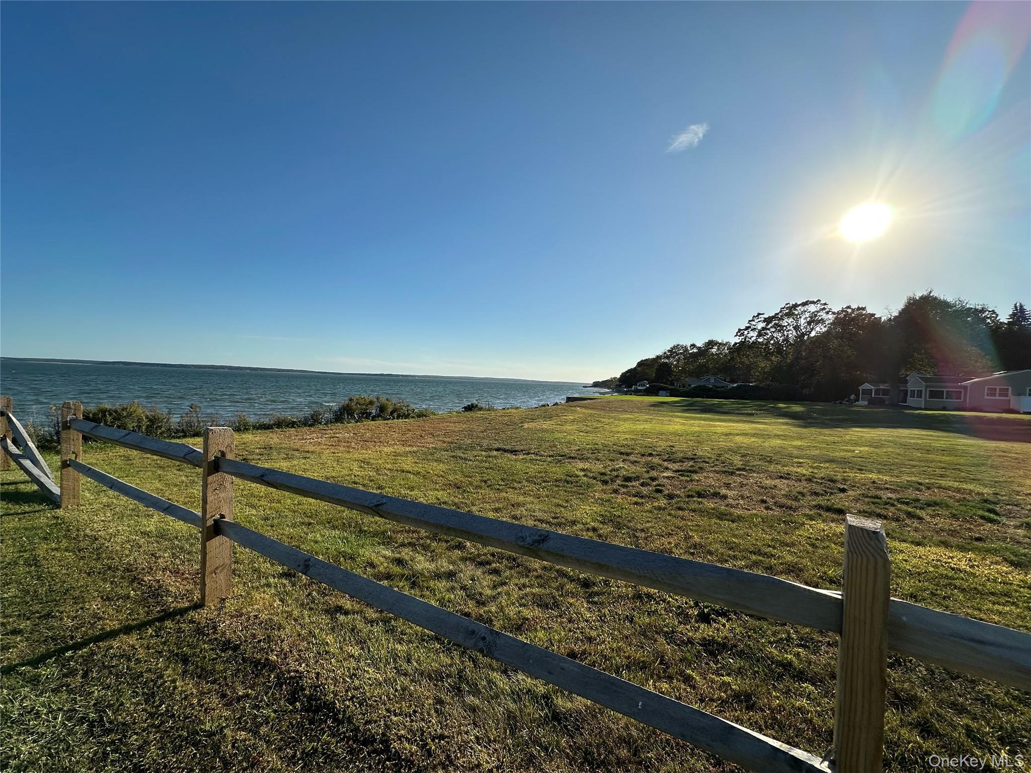 Single Family Laurelwood  Suffolk County, NY 11948, MLS-913584-5