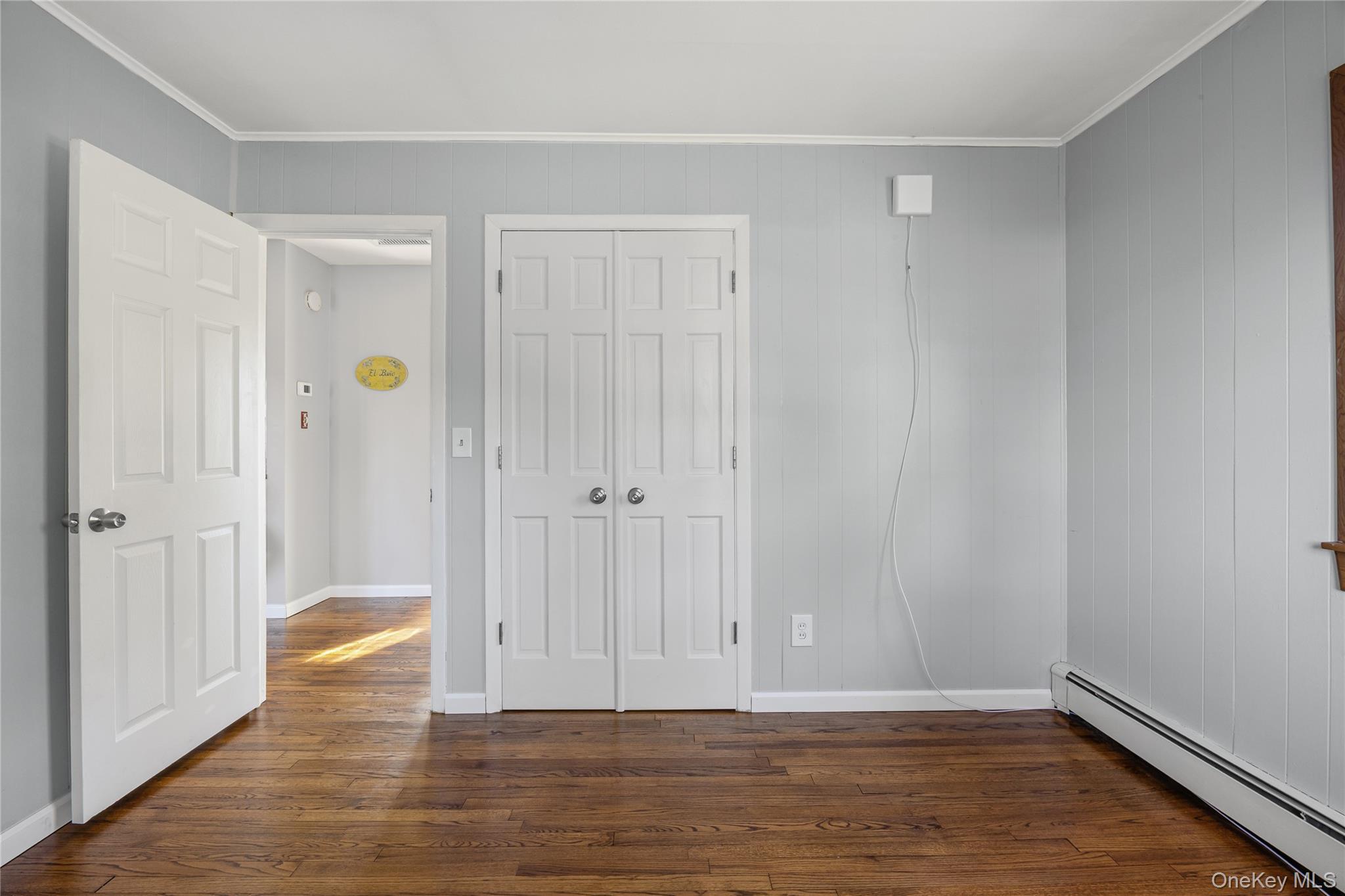 Single Family Old Neck  Suffolk County, NY 11934, MLS-913595-22