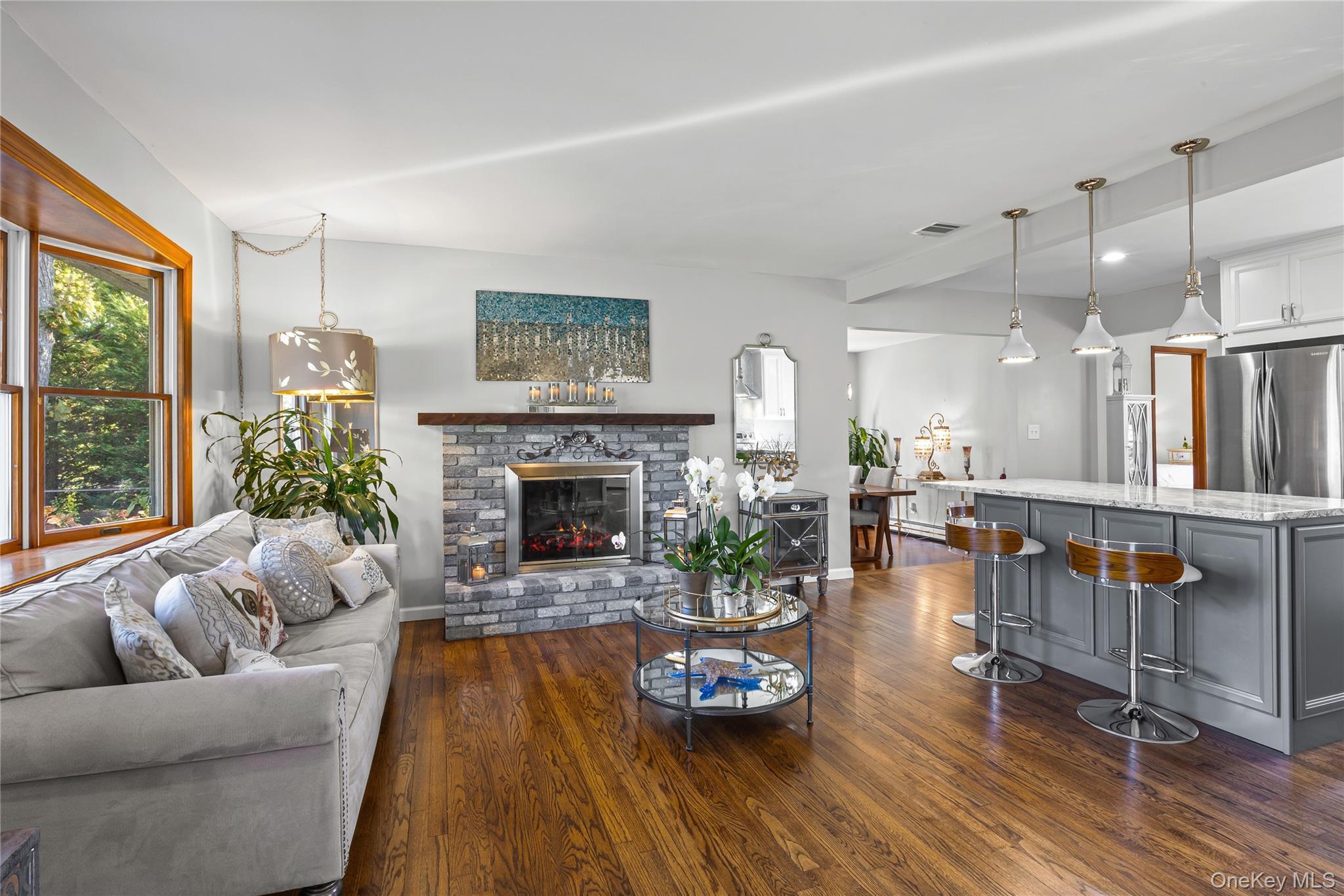 Single Family Old Neck  Suffolk County, NY 11934, MLS-913595-5