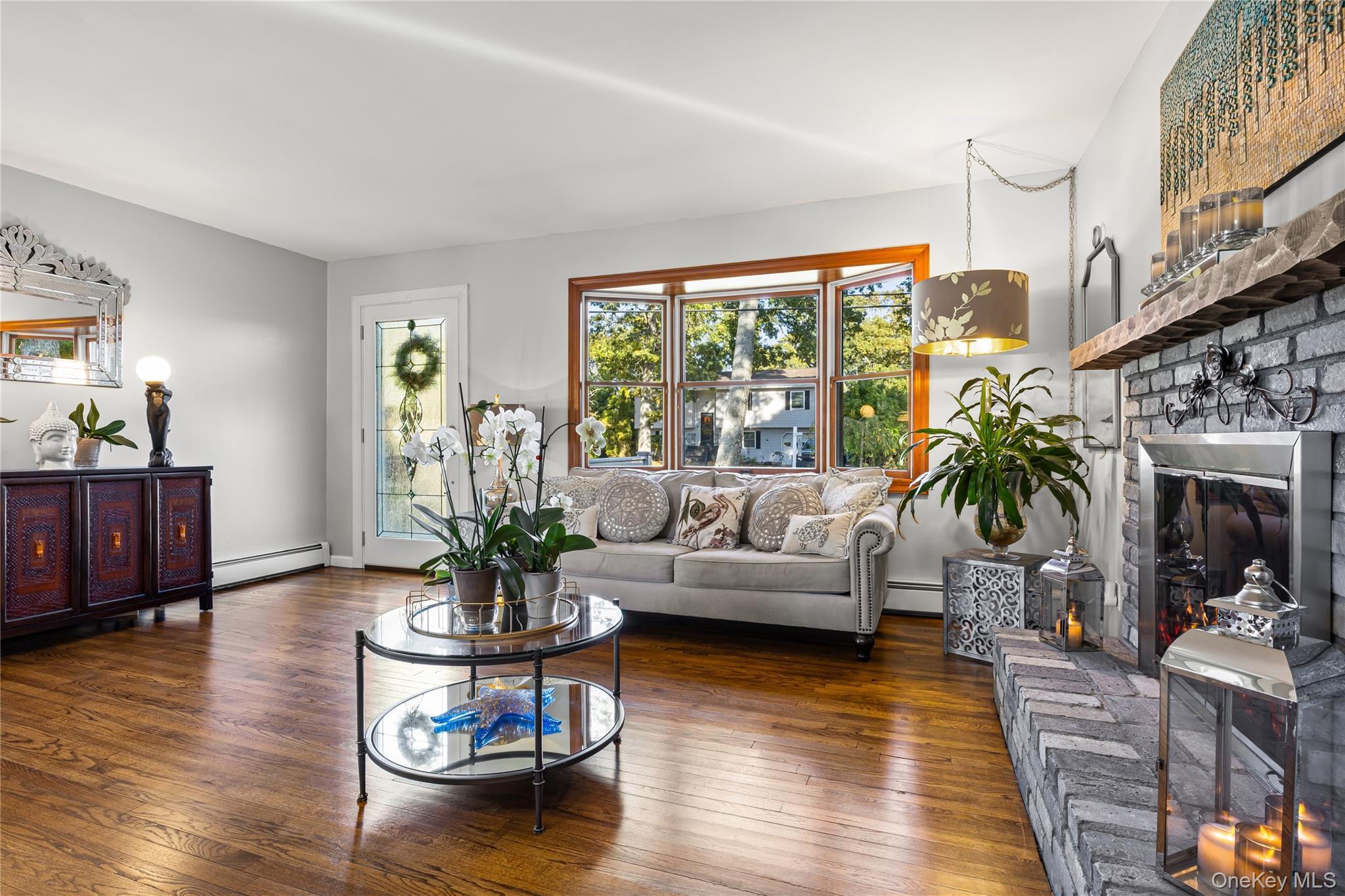 Single Family Old Neck  Suffolk County, NY 11934, MLS-913595-6