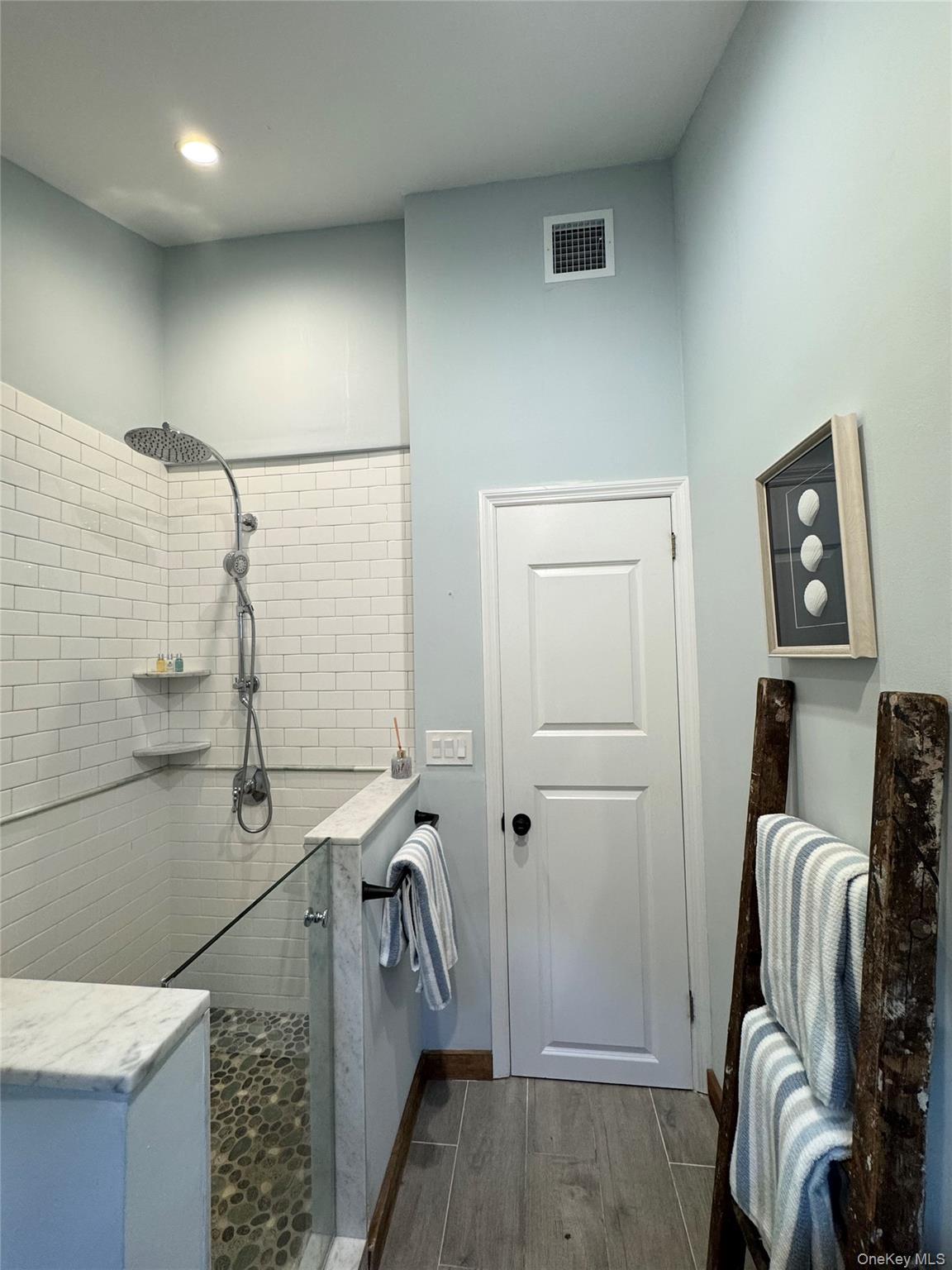 Single Family Chevy Chase Suffolk County, NY 11946, MLS-913613-9