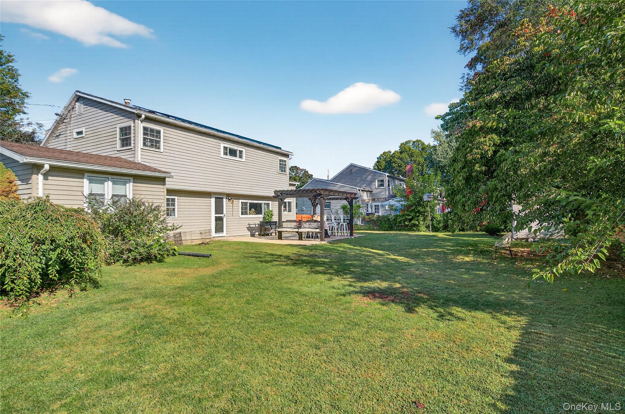 Single Family Edgewood Ulster County, NY 12477, MLS-913614-22