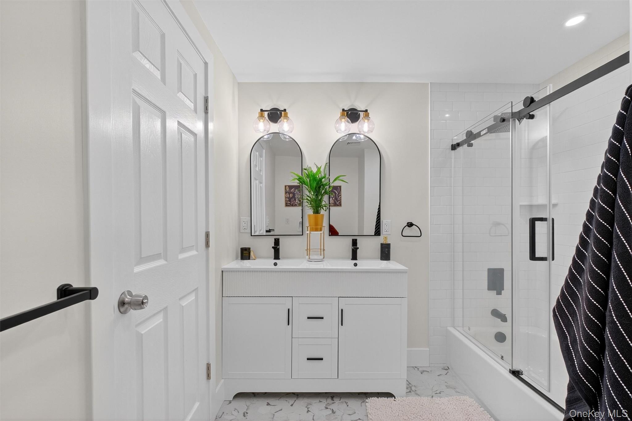 Single Family Vassar Dutchess County, NY 12603, MLS-913679-17