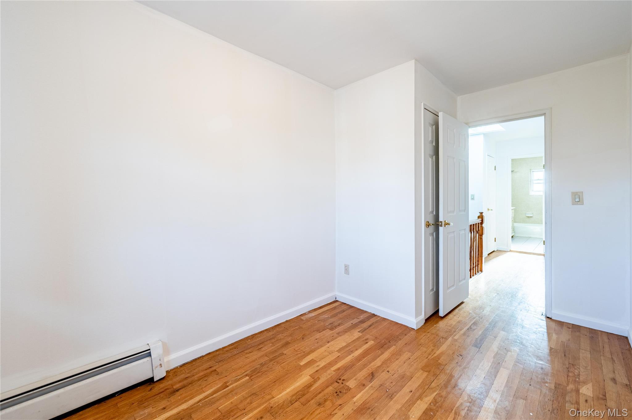 Single Family Throggmorton  Bronx, NY 10465, MLS-913729-12