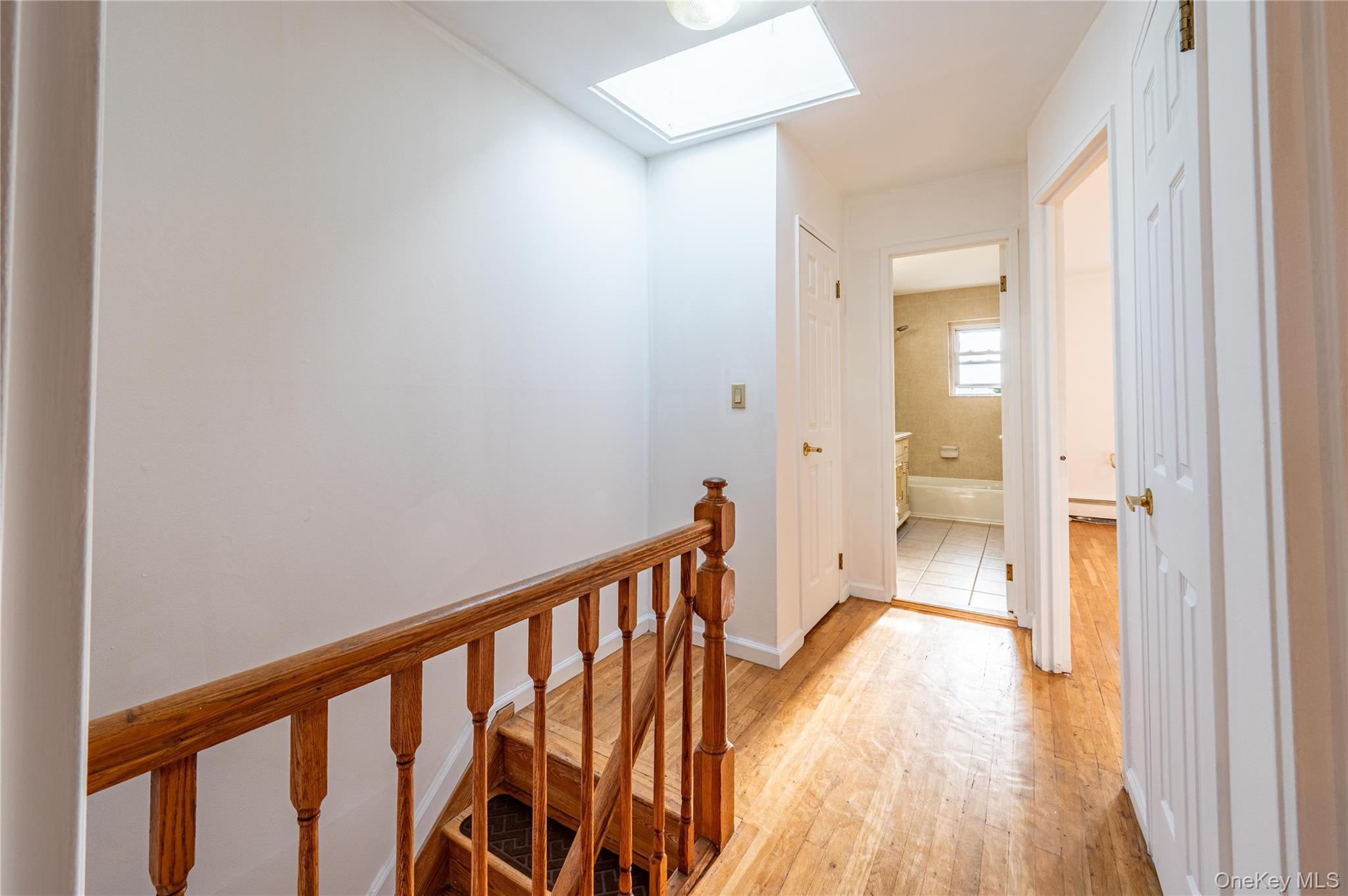 Single Family Throggmorton  Bronx, NY 10465, MLS-913729-15