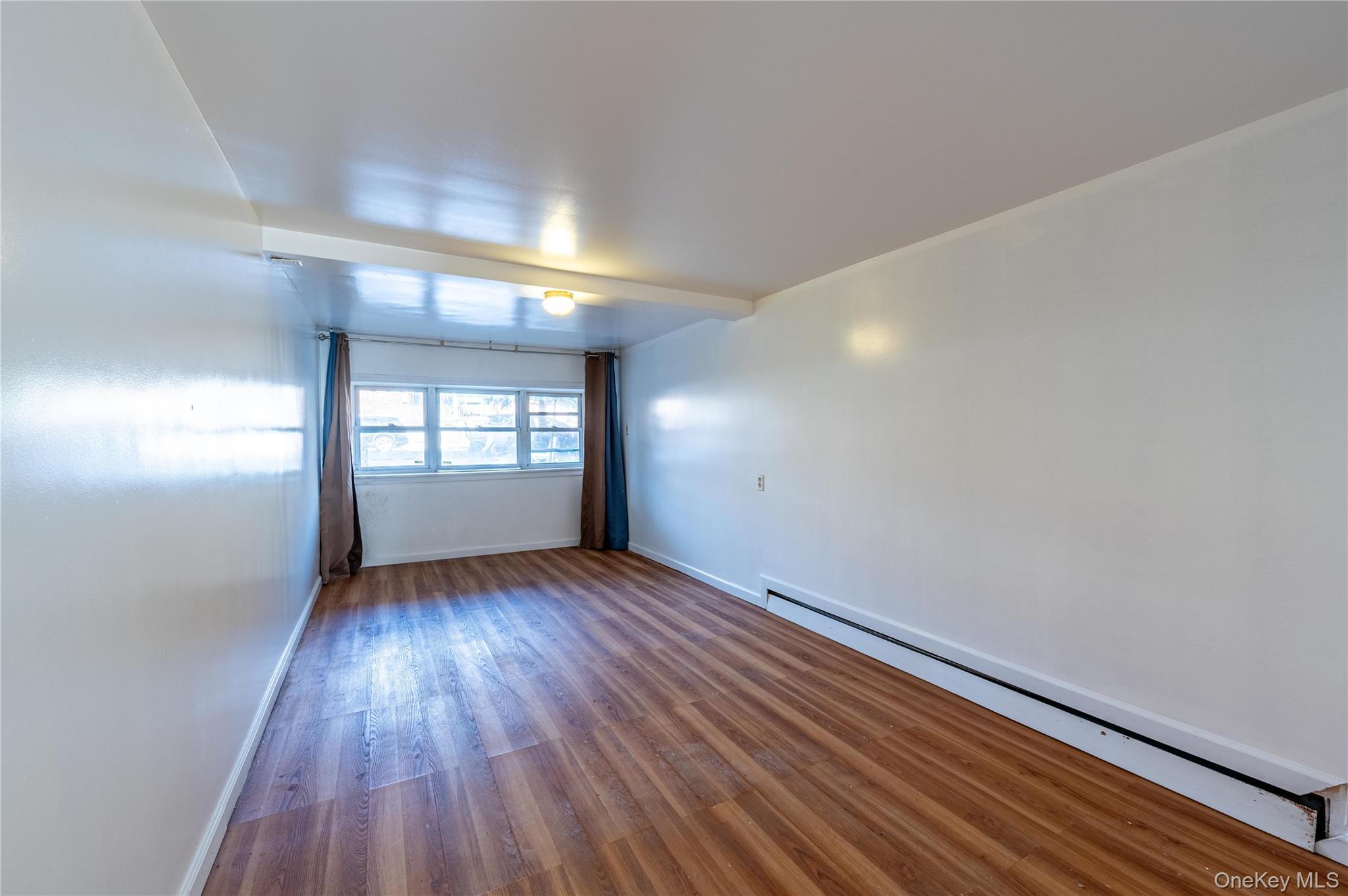 Single Family Throggmorton  Bronx, NY 10465, MLS-913729-19