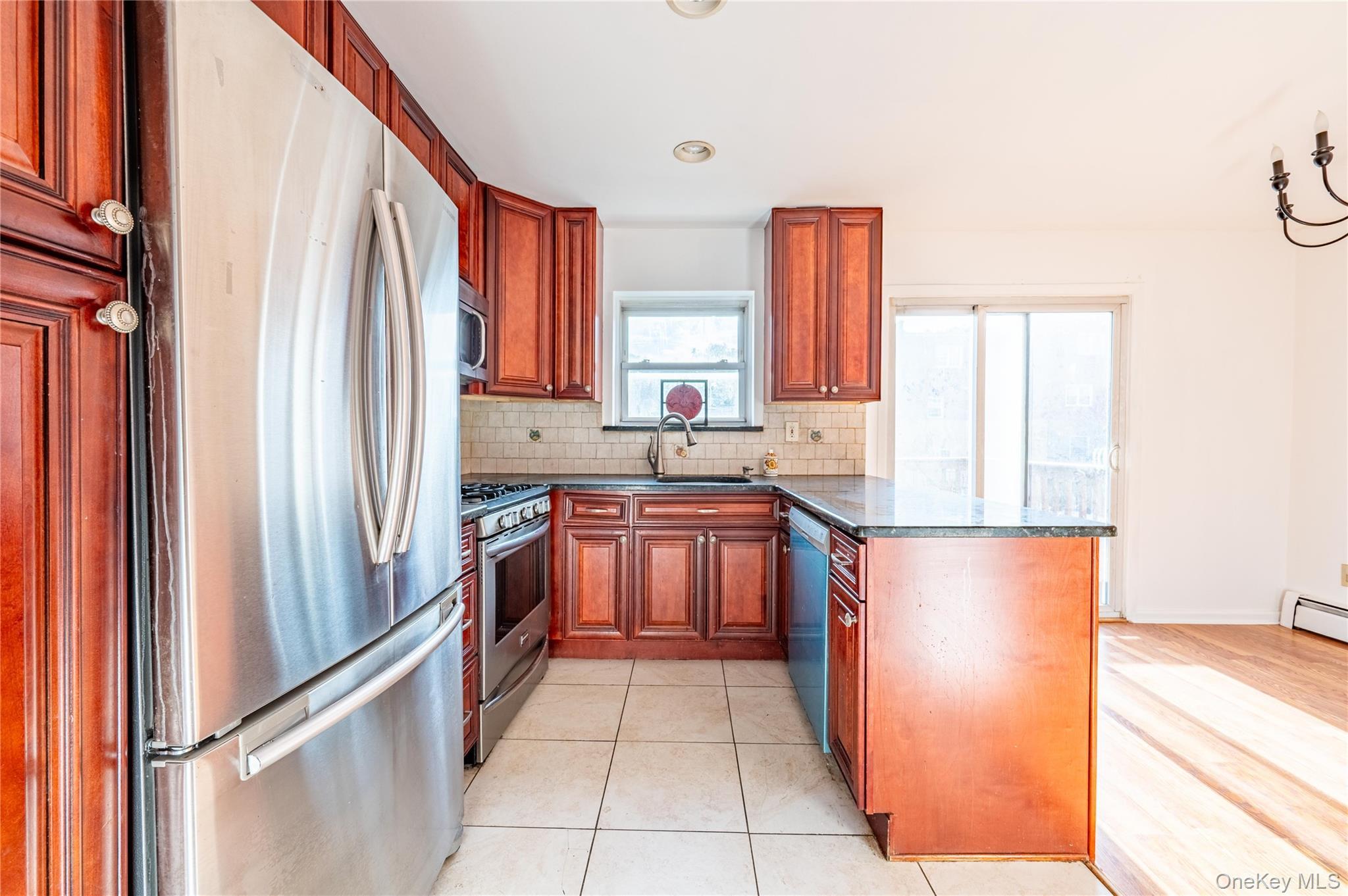 Single Family Throggmorton  Bronx, NY 10465, MLS-913729-3