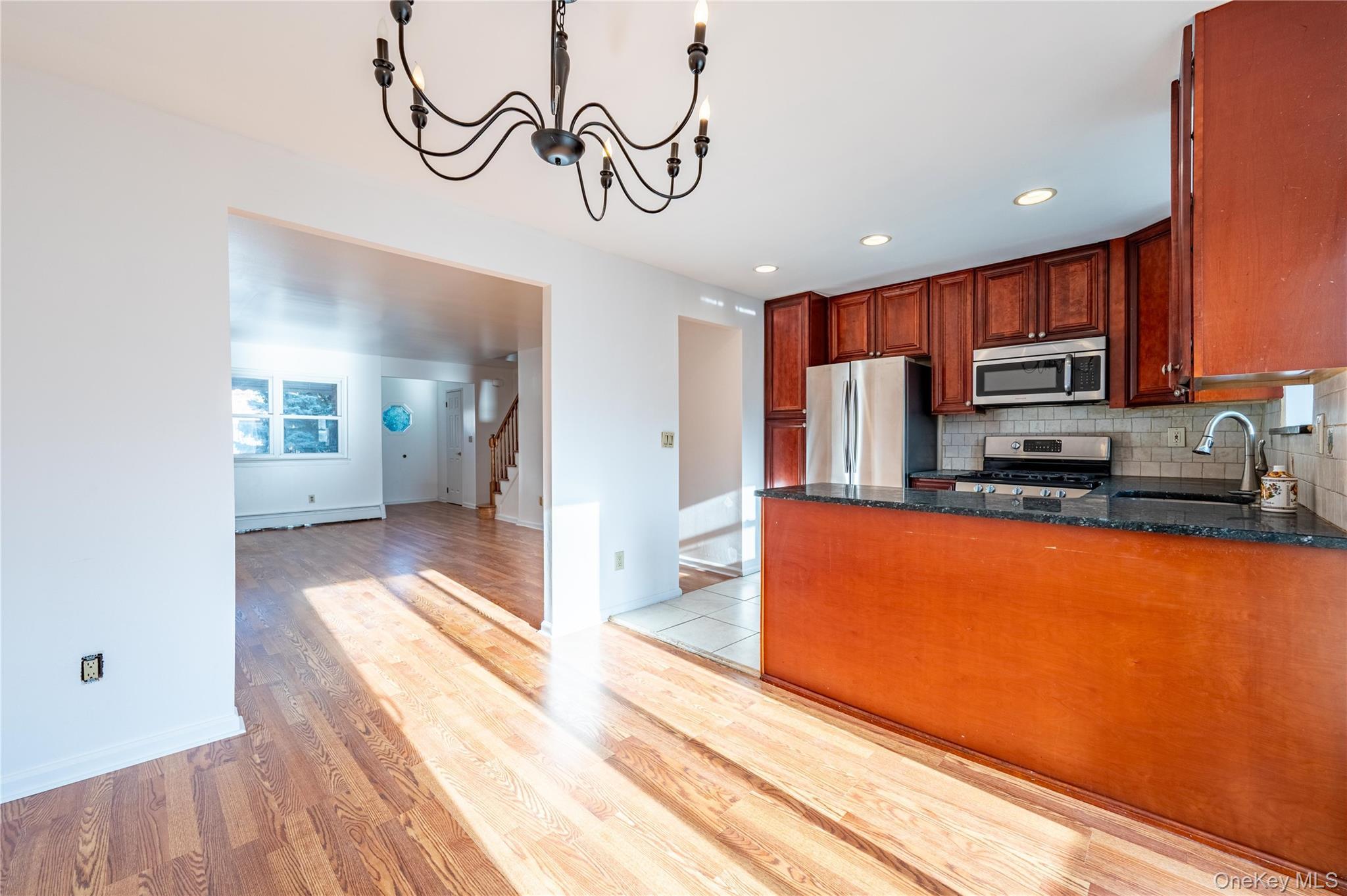 Single Family Throggmorton  Bronx, NY 10465, MLS-913729-5