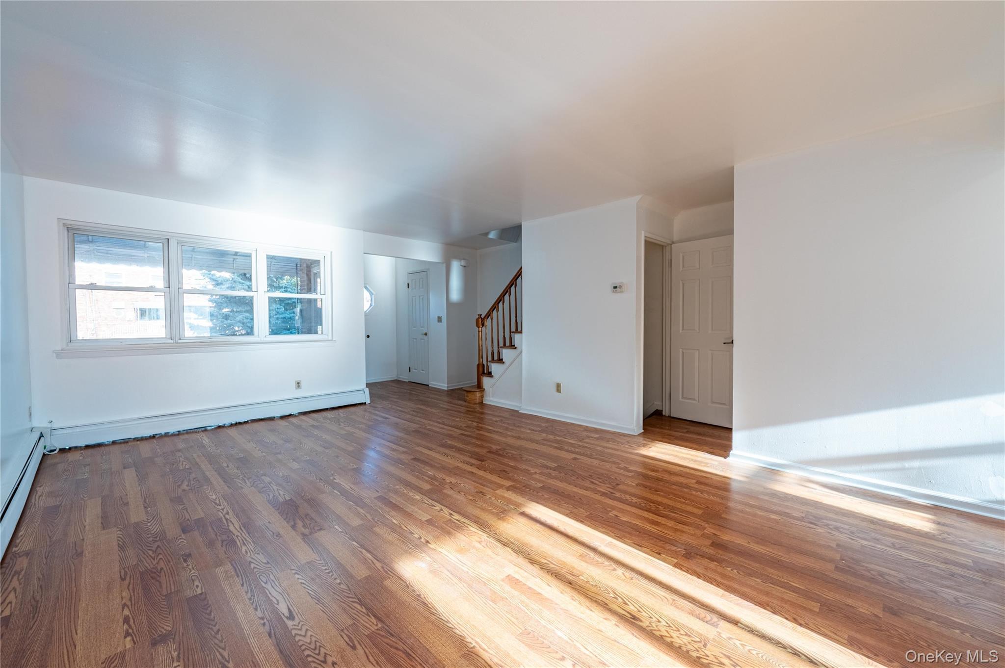 Single Family Throggmorton  Bronx, NY 10465, MLS-913729-6
