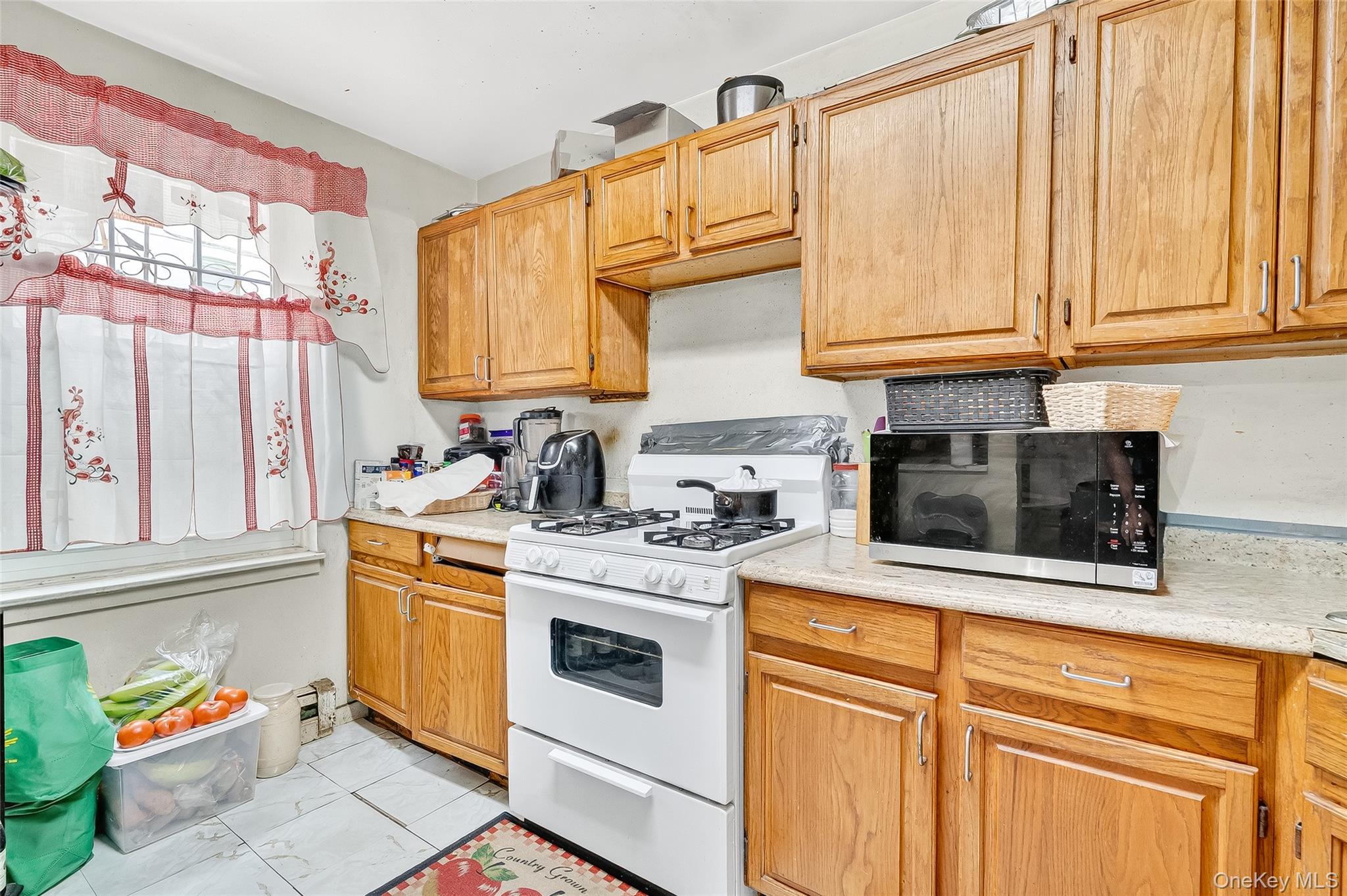 Single Family 175th  Bronx, NY 10453, MLS-913735-15