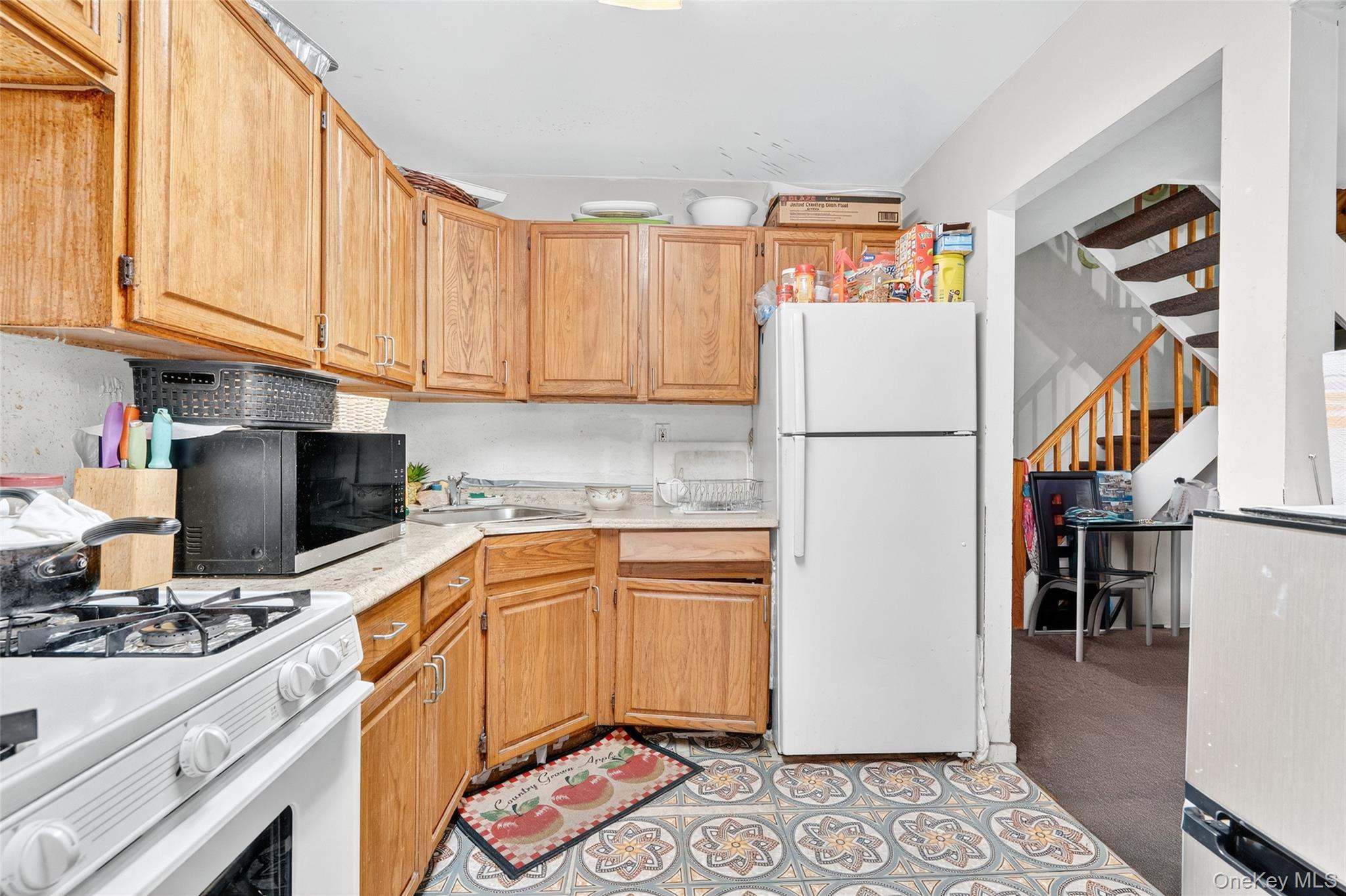 Single Family 175th  Bronx, NY 10453, MLS-913735-16