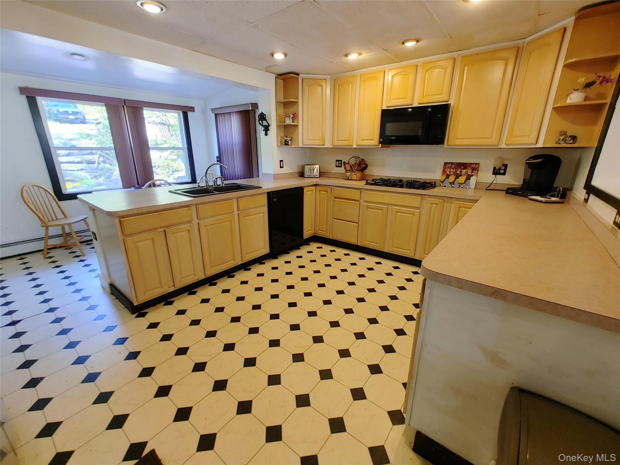 Single Family Old Turnpike  Ulster County, NY 12465, MLS-913801-5