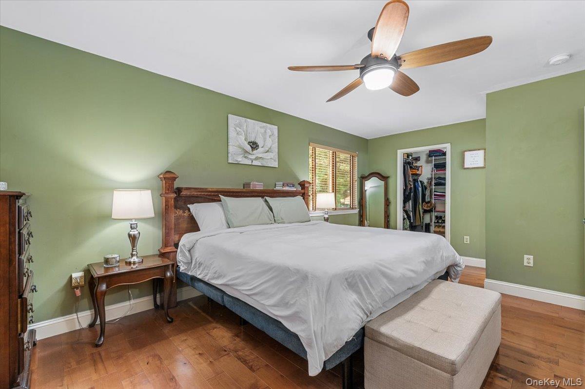 Single Family Plymouth Suffolk County, NY 11772, MLS-913802-12