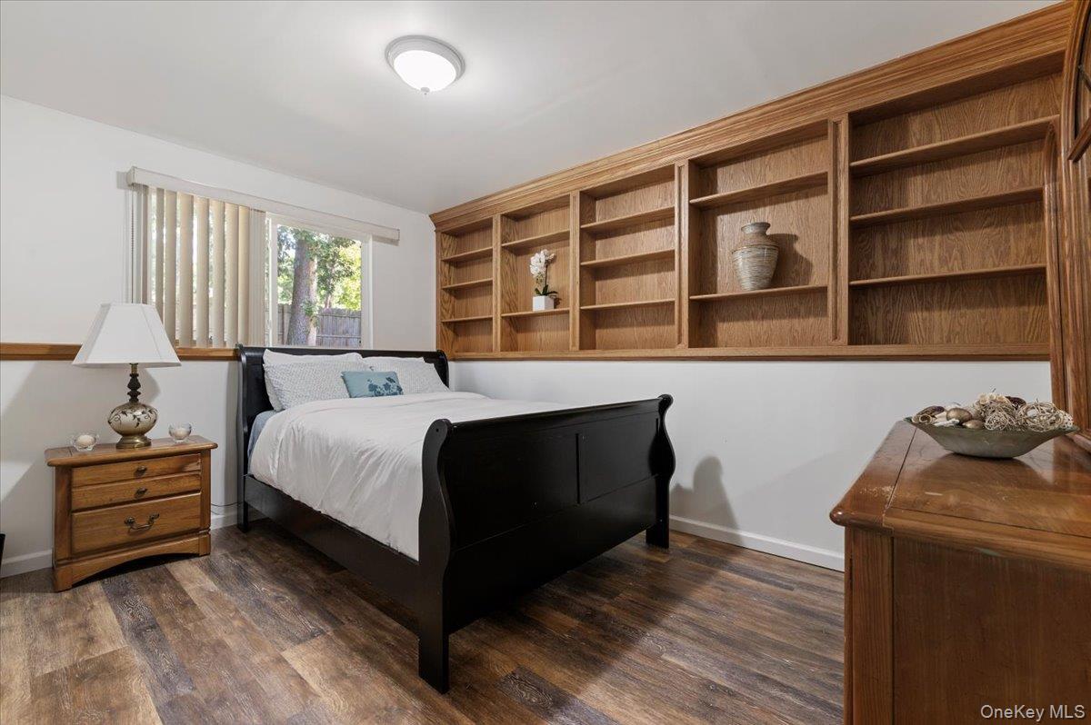 Single Family Plymouth Suffolk County, NY 11772, MLS-913802-22