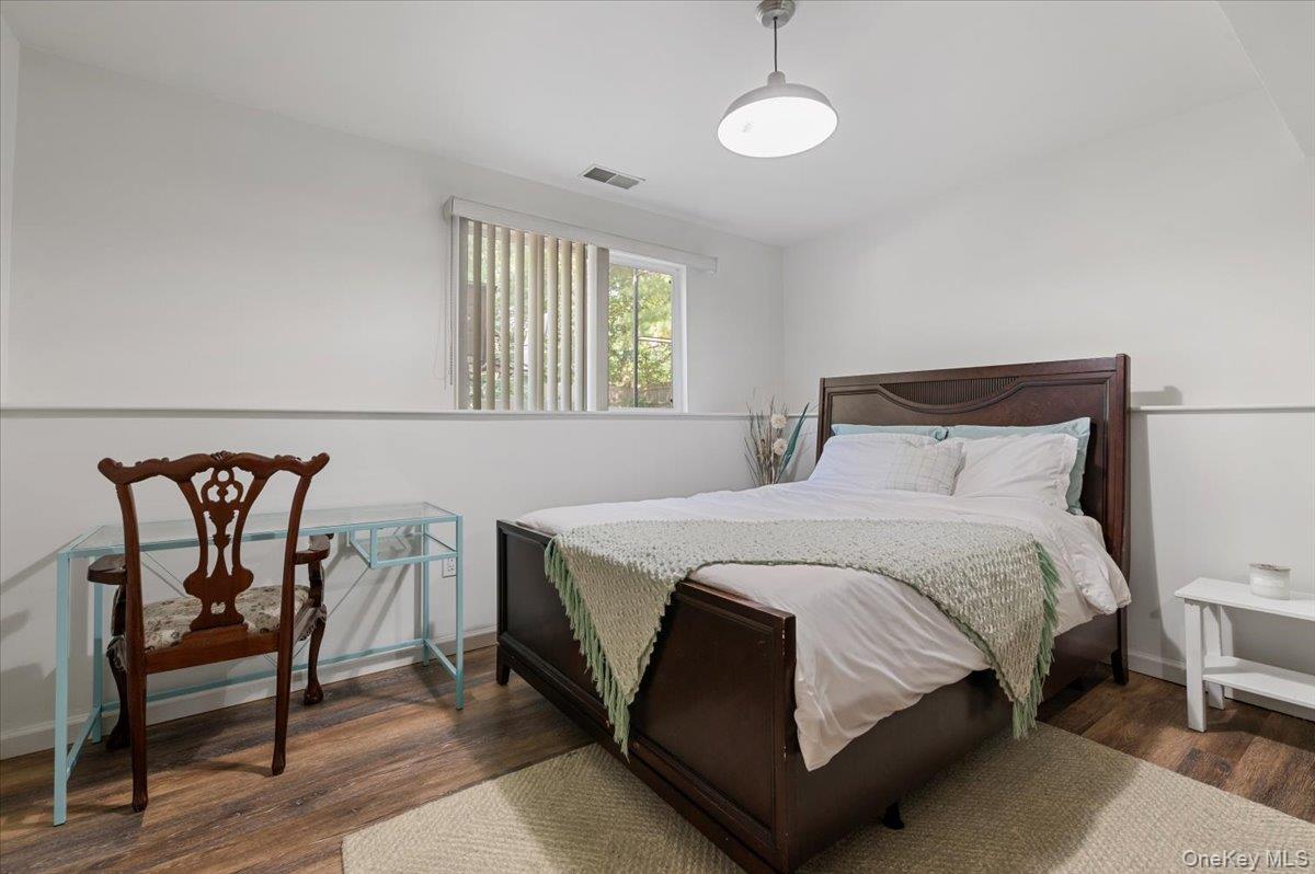 Single Family Plymouth Suffolk County, NY 11772, MLS-913802-23