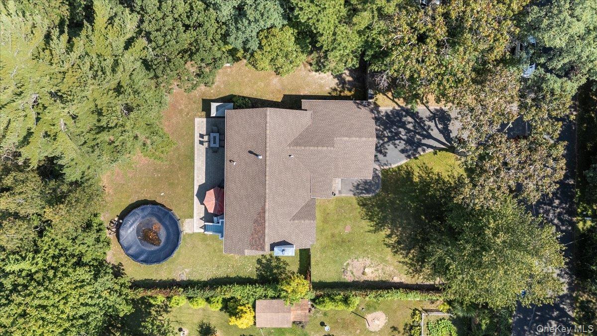 Single Family Plymouth  Suffolk County, NY 11772, MLS-913802-27