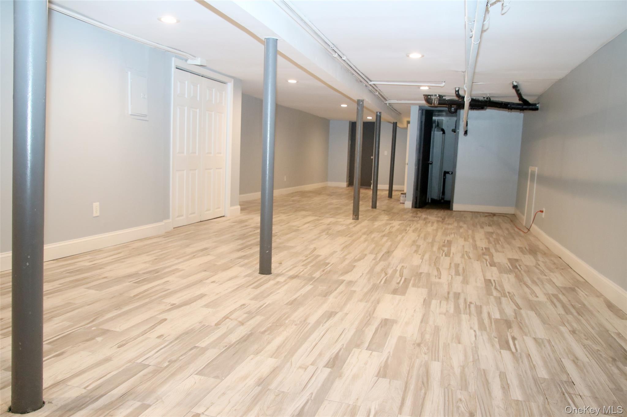 Single Family 177th  Queens, NY 11433, MLS-913811-17