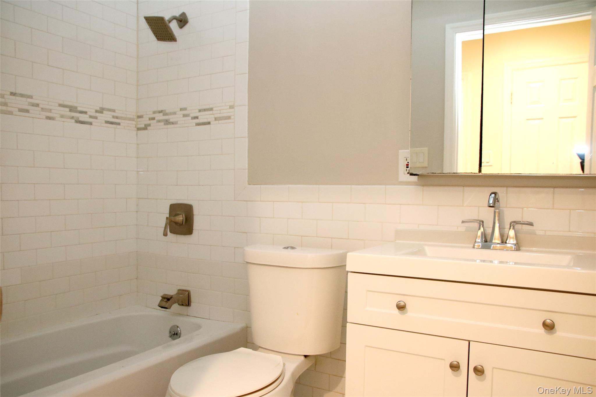 Single Family 177th  Queens, NY 11433, MLS-913811-6