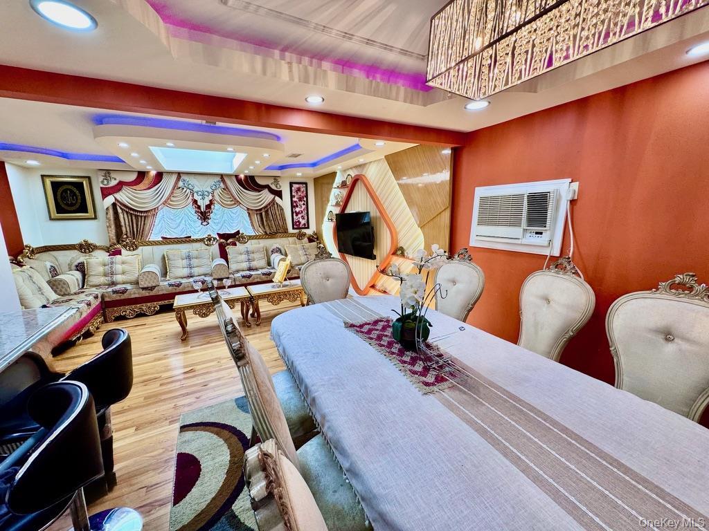 Single Family Walnut Nassau County, NY 11096, MLS-913823-13