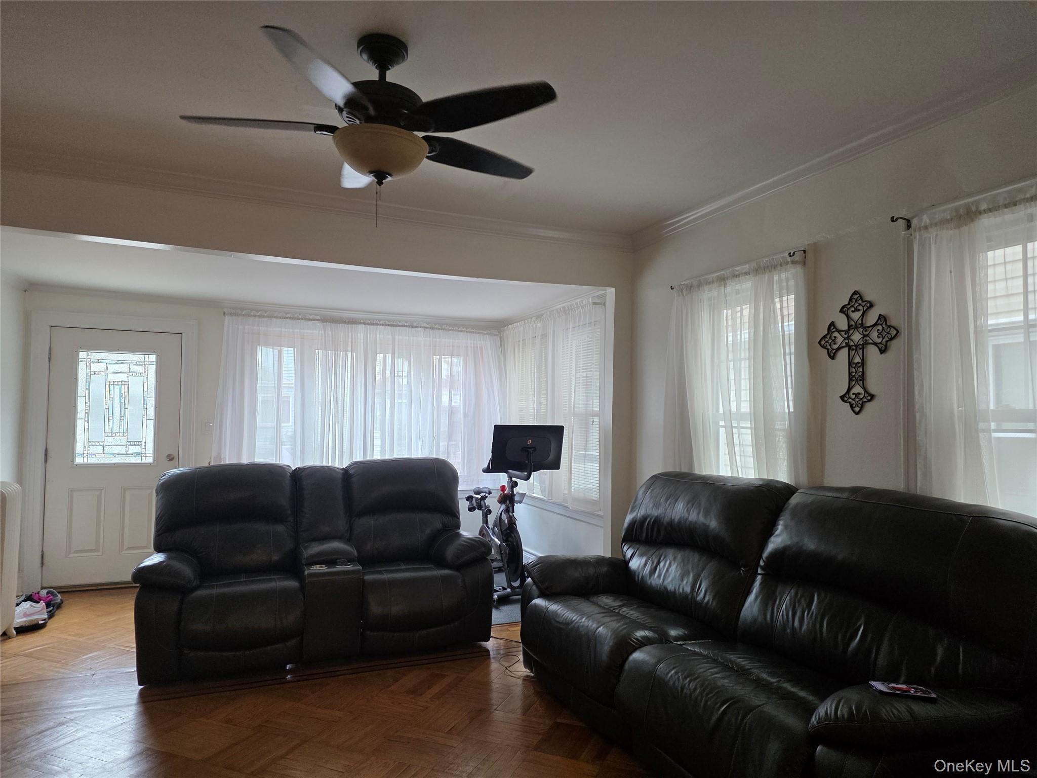 Single Family 77th Queens, NY 11385, MLS-913833-2