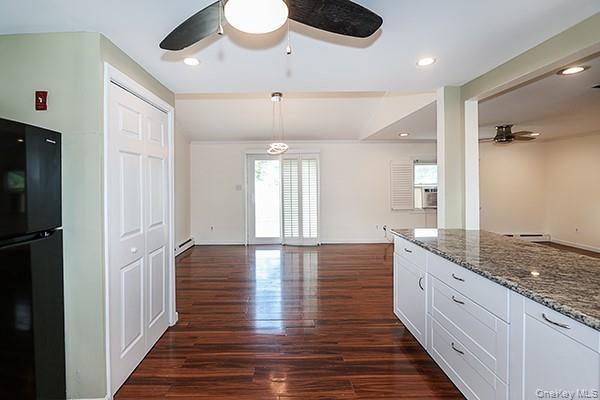 Single Family Torrey Pine  Suffolk County, NY 11763, MLS-913839-11