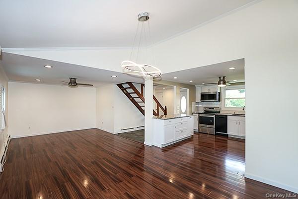 Single Family Torrey Pine  Suffolk County, NY 11763, MLS-913839-12