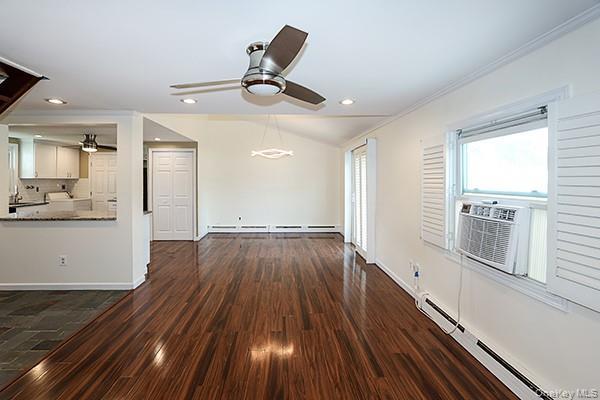 Single Family Torrey Pine  Suffolk County, NY 11763, MLS-913839-15