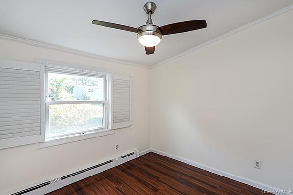 Single Family Torrey Pine  Suffolk County, NY 11763, MLS-913839-22