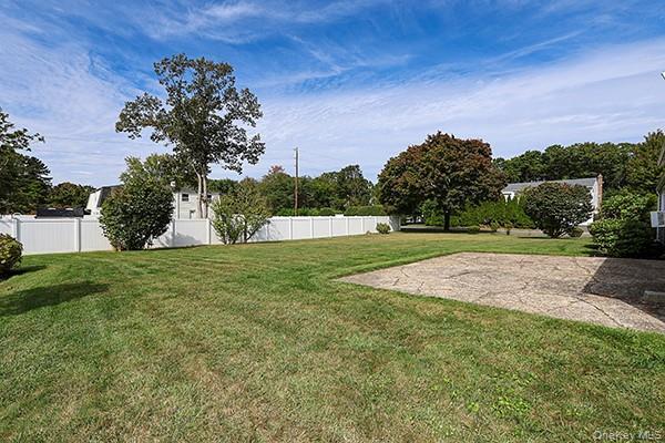 Single Family Torrey Pine  Suffolk County, NY 11763, MLS-913839-25