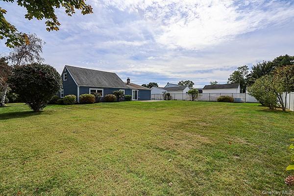 Single Family Torrey Pine  Suffolk County, NY 11763, MLS-913839-29