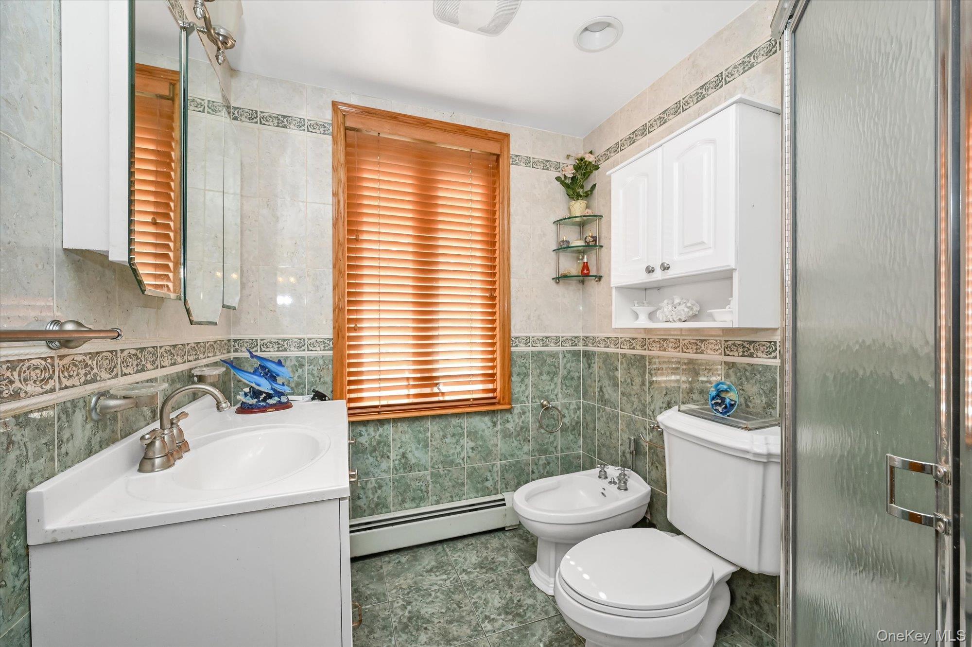 Single Family 11th Queens, NY 11357, MLS-913855-13