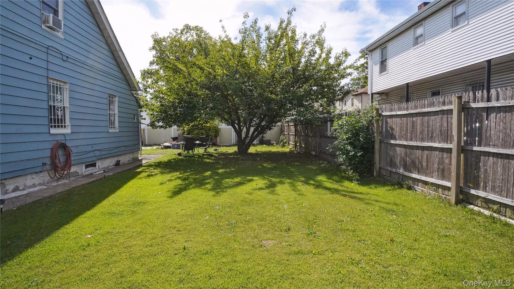 Single Family Ave  Queens, NY 11434, MLS-913883-2