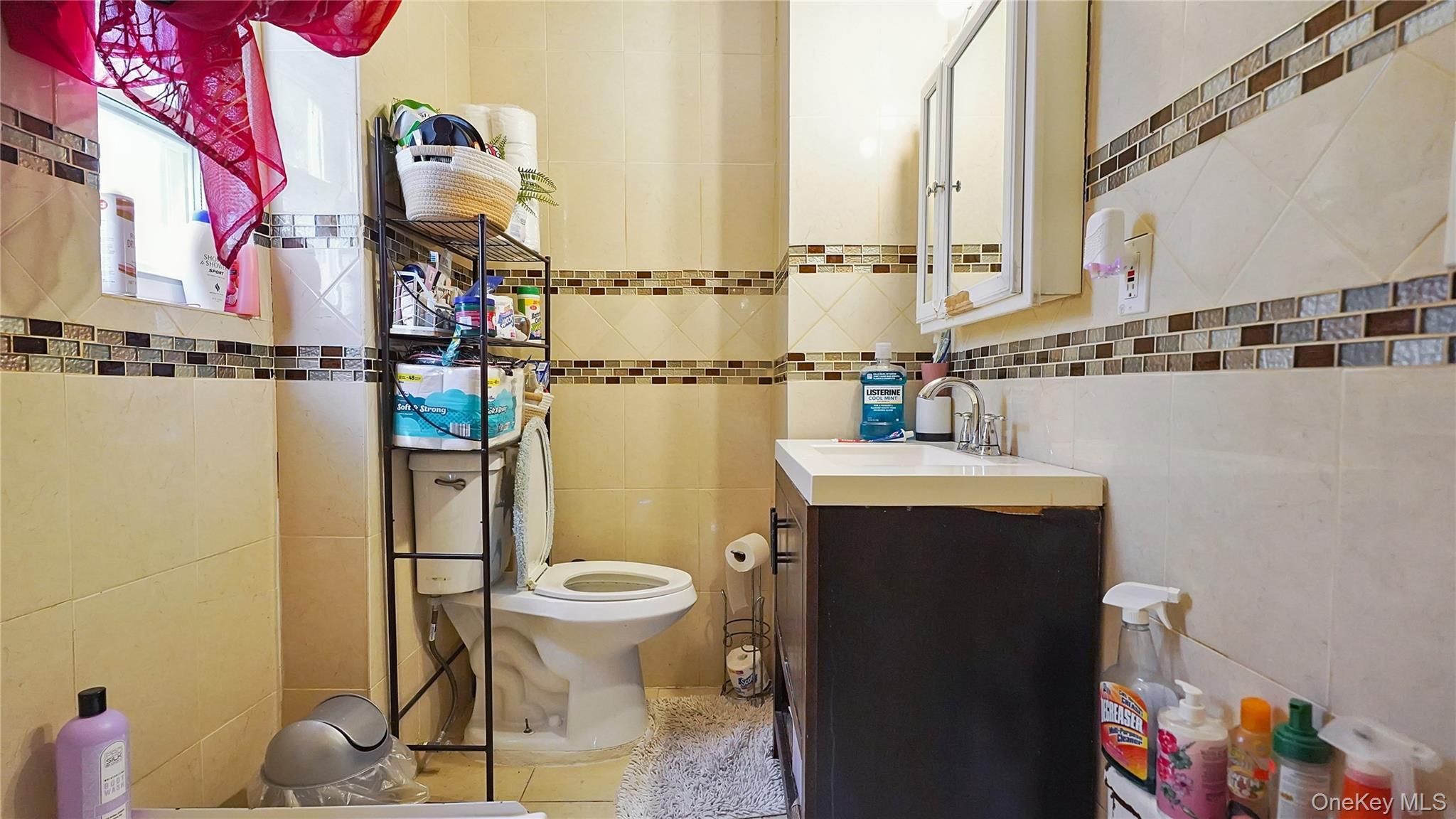Single Family Ave  Queens, NY 11434, MLS-913883-9