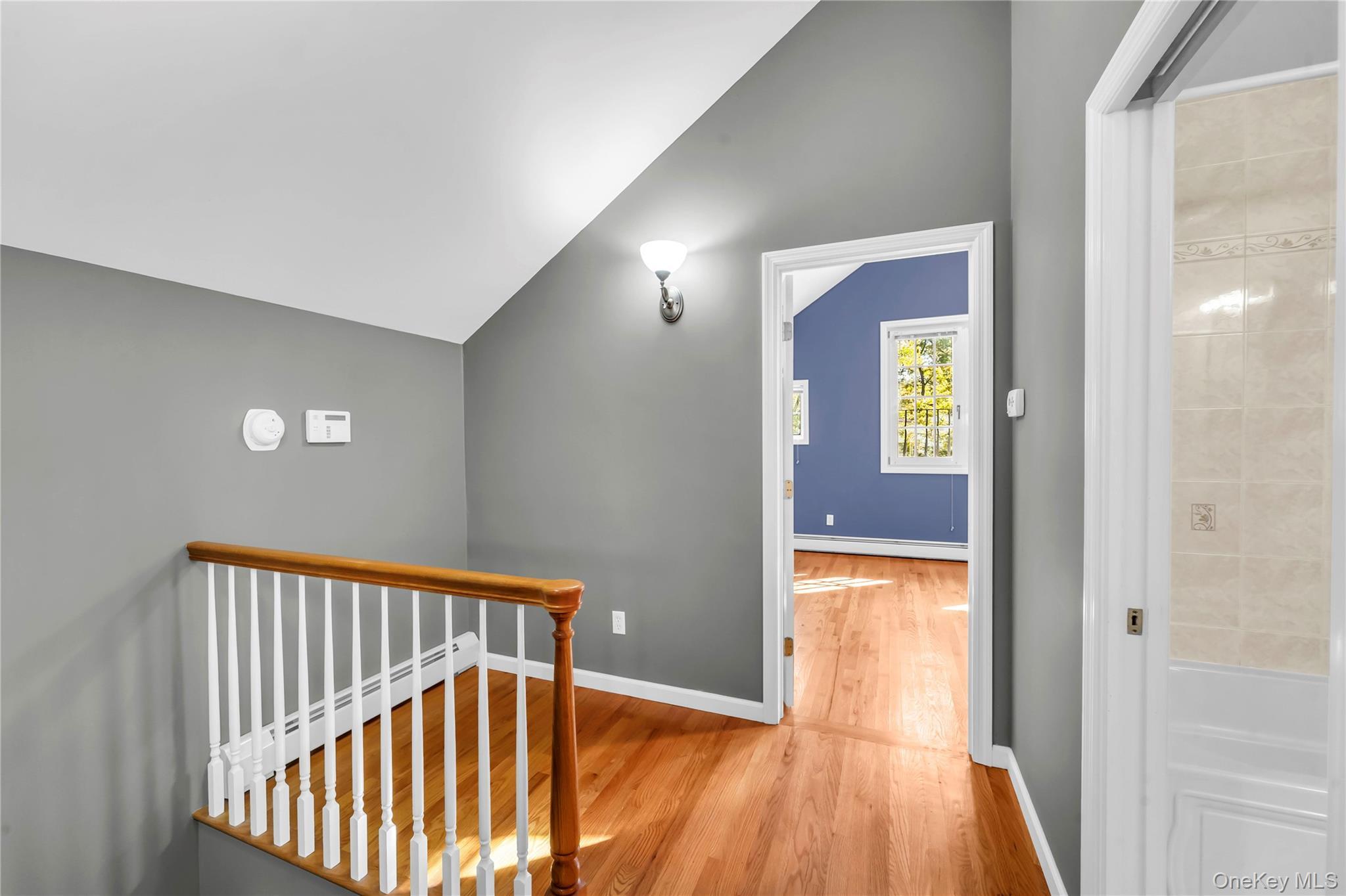 Single Family Iroquois Rockland County, NY 10964, MLS-913909-16