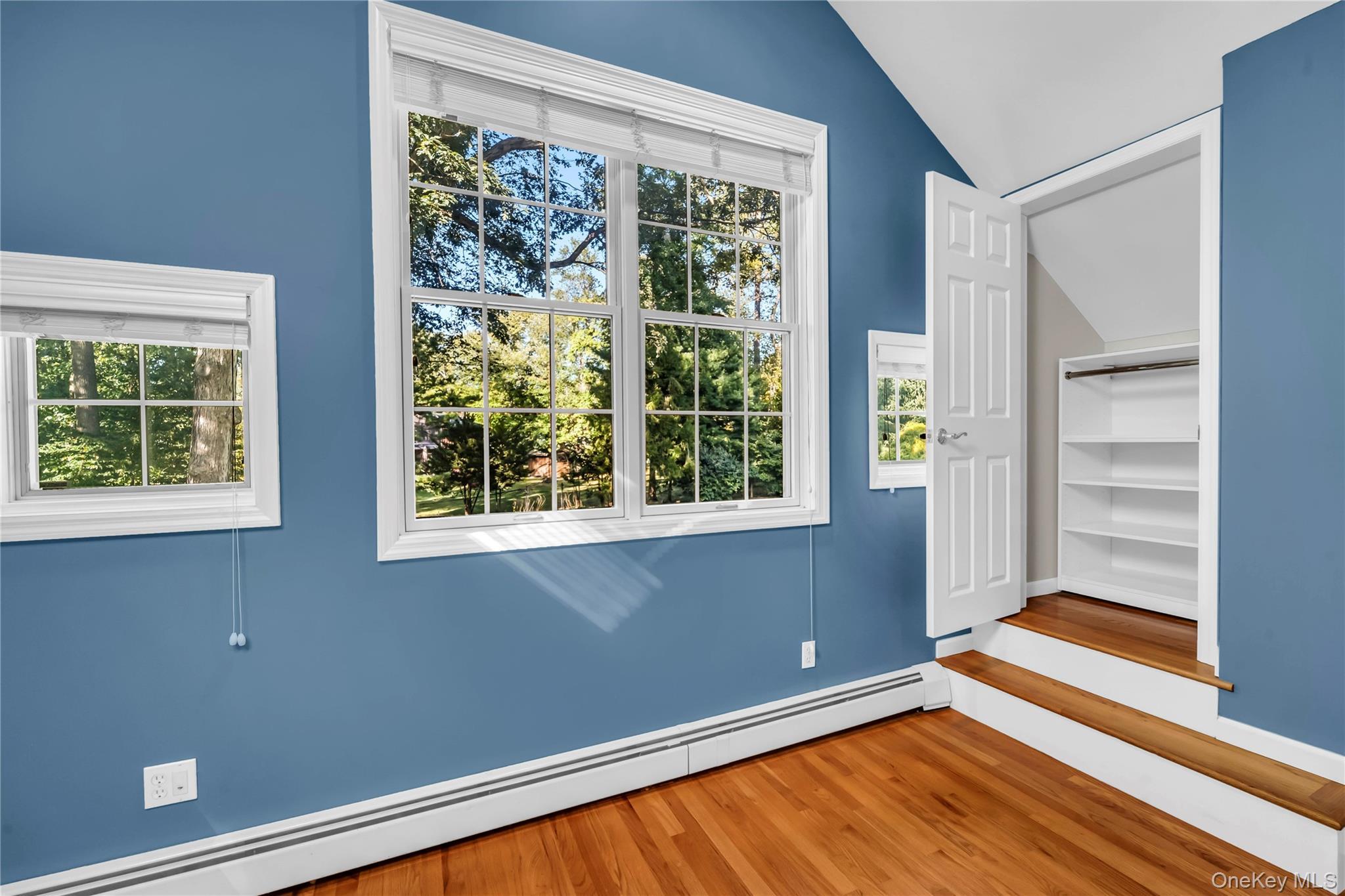 Single Family Iroquois Rockland County, NY 10964, MLS-913909-23