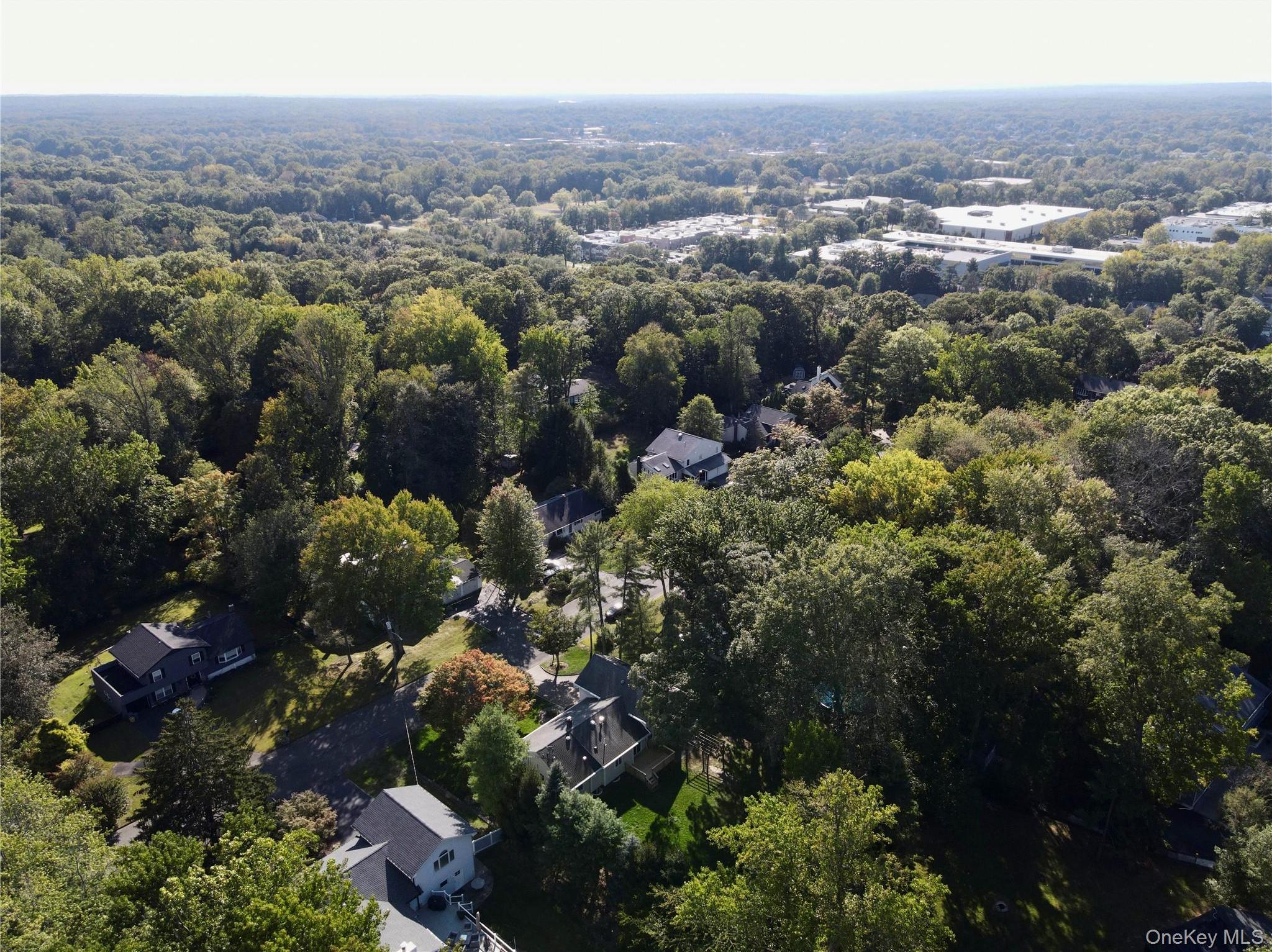 Single Family Iroquois  Rockland County, NY 10964, MLS-913909-38