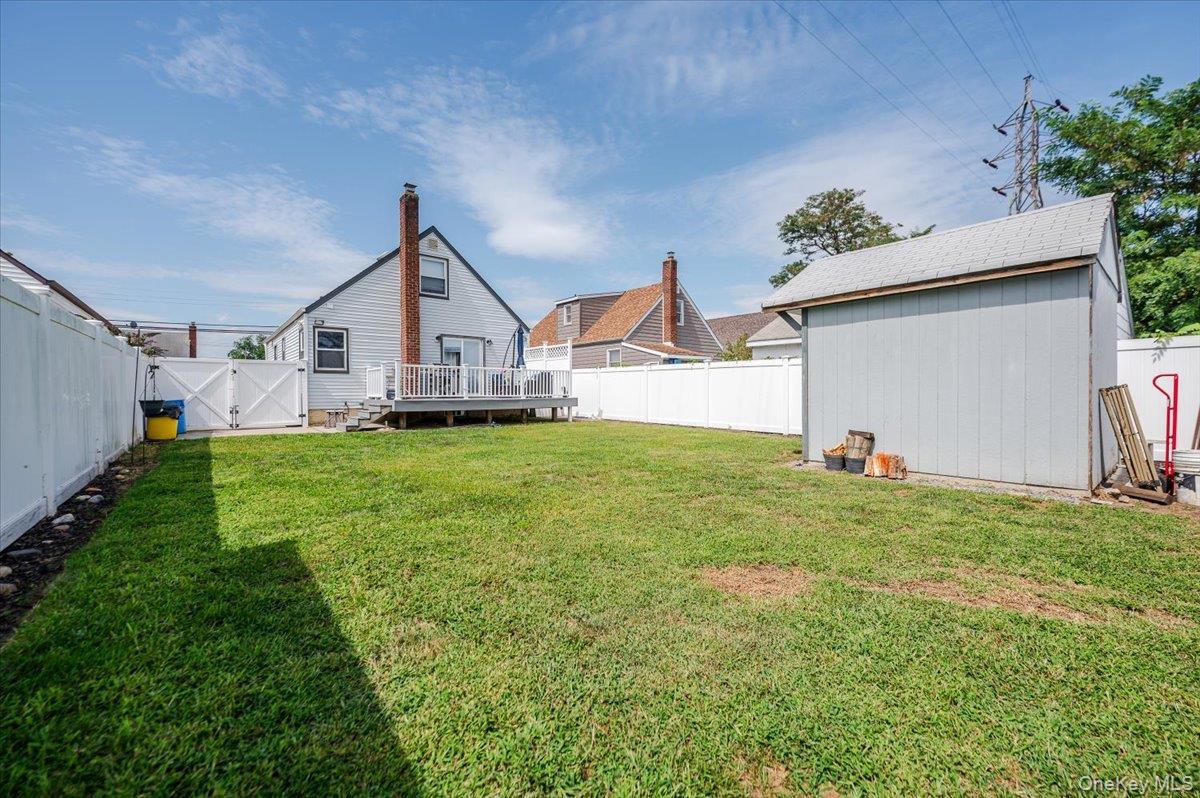 Single Family Westcott  Nassau County, NY 11096, MLS-913916-15